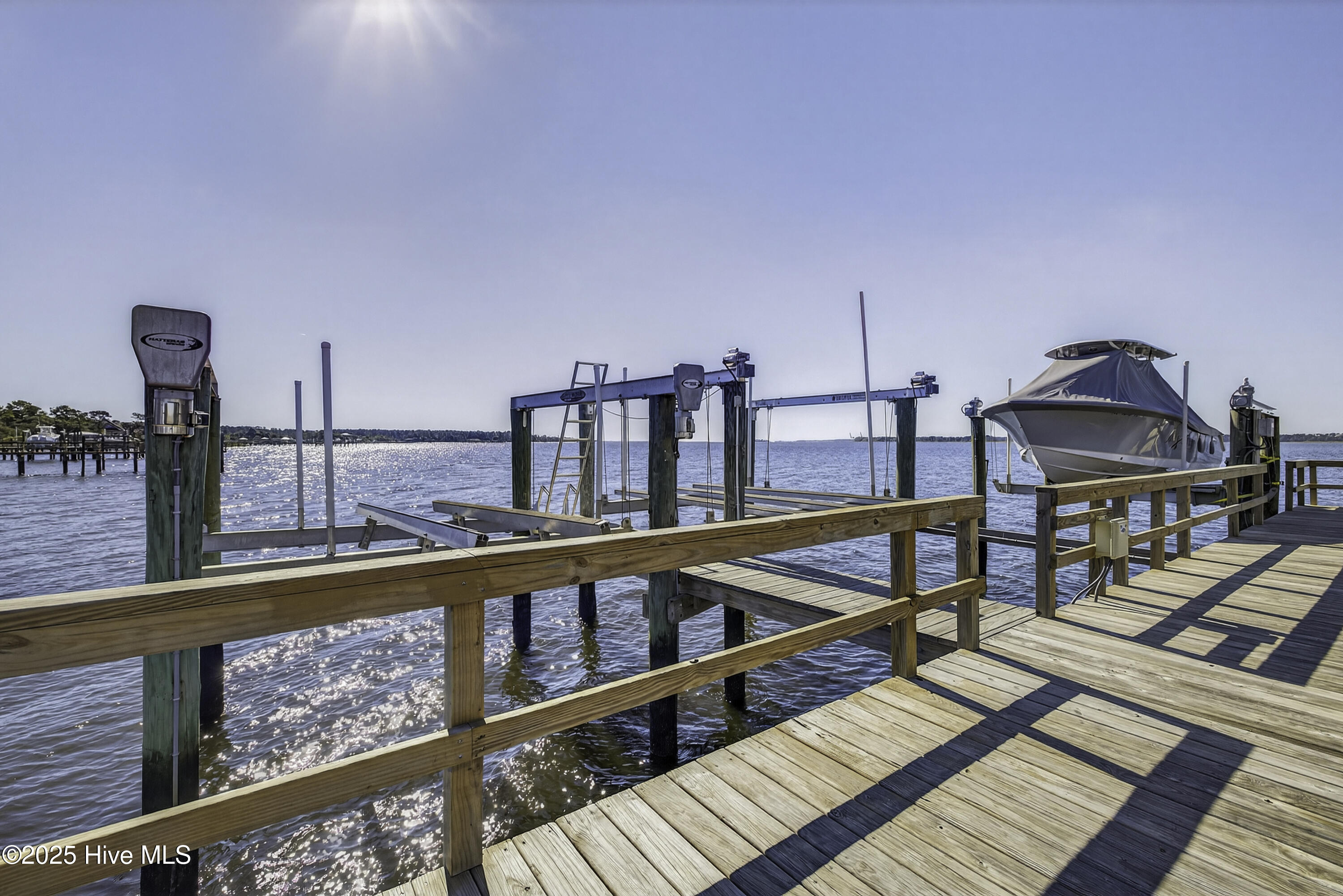 100539038 | Photo 18