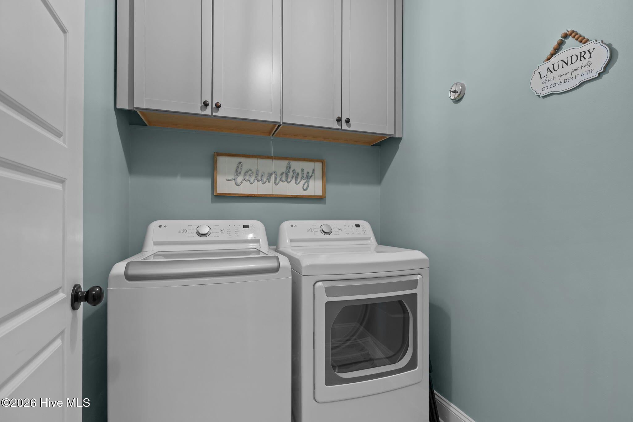 100549761 | Photo 23