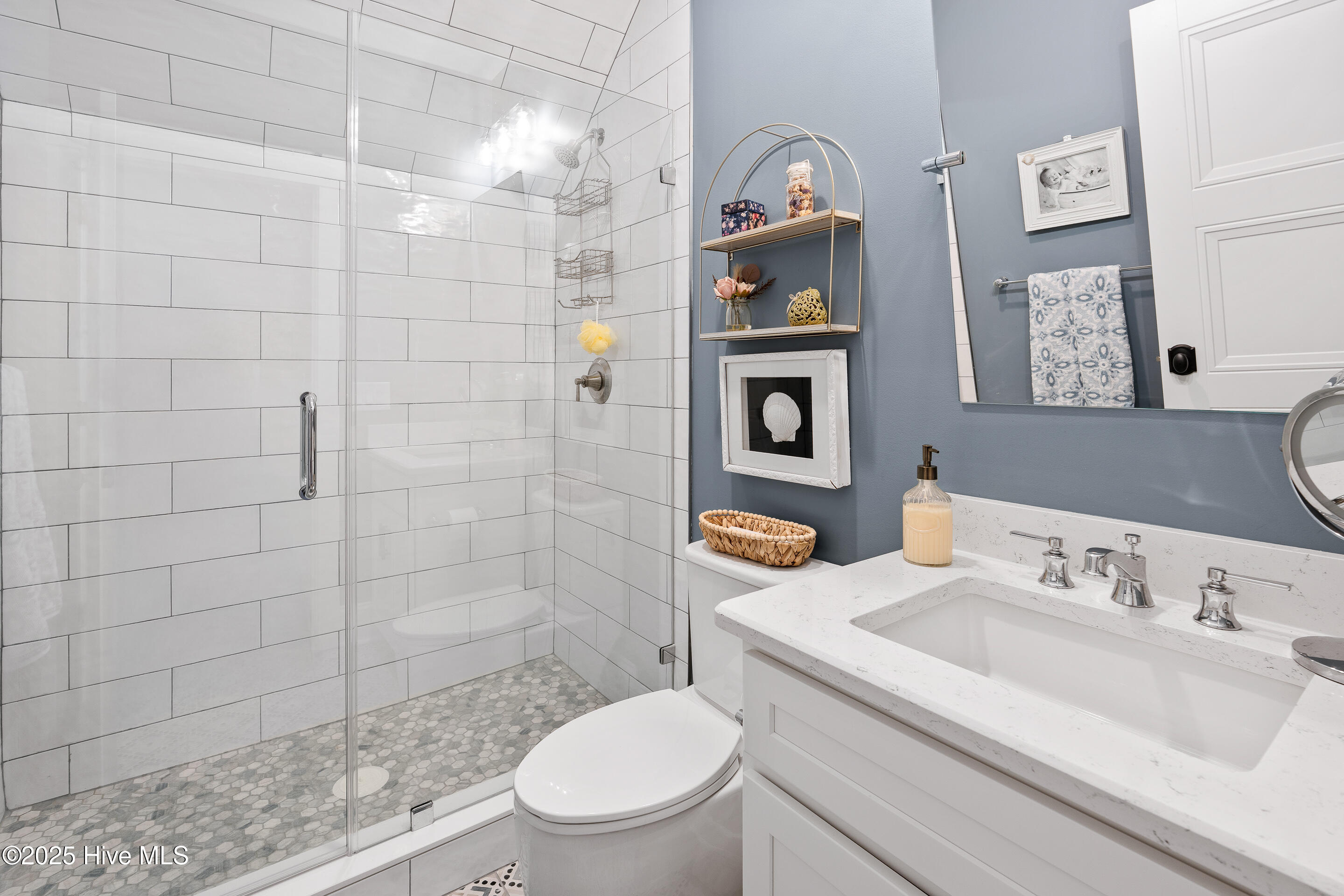 100539739 | Photo 37