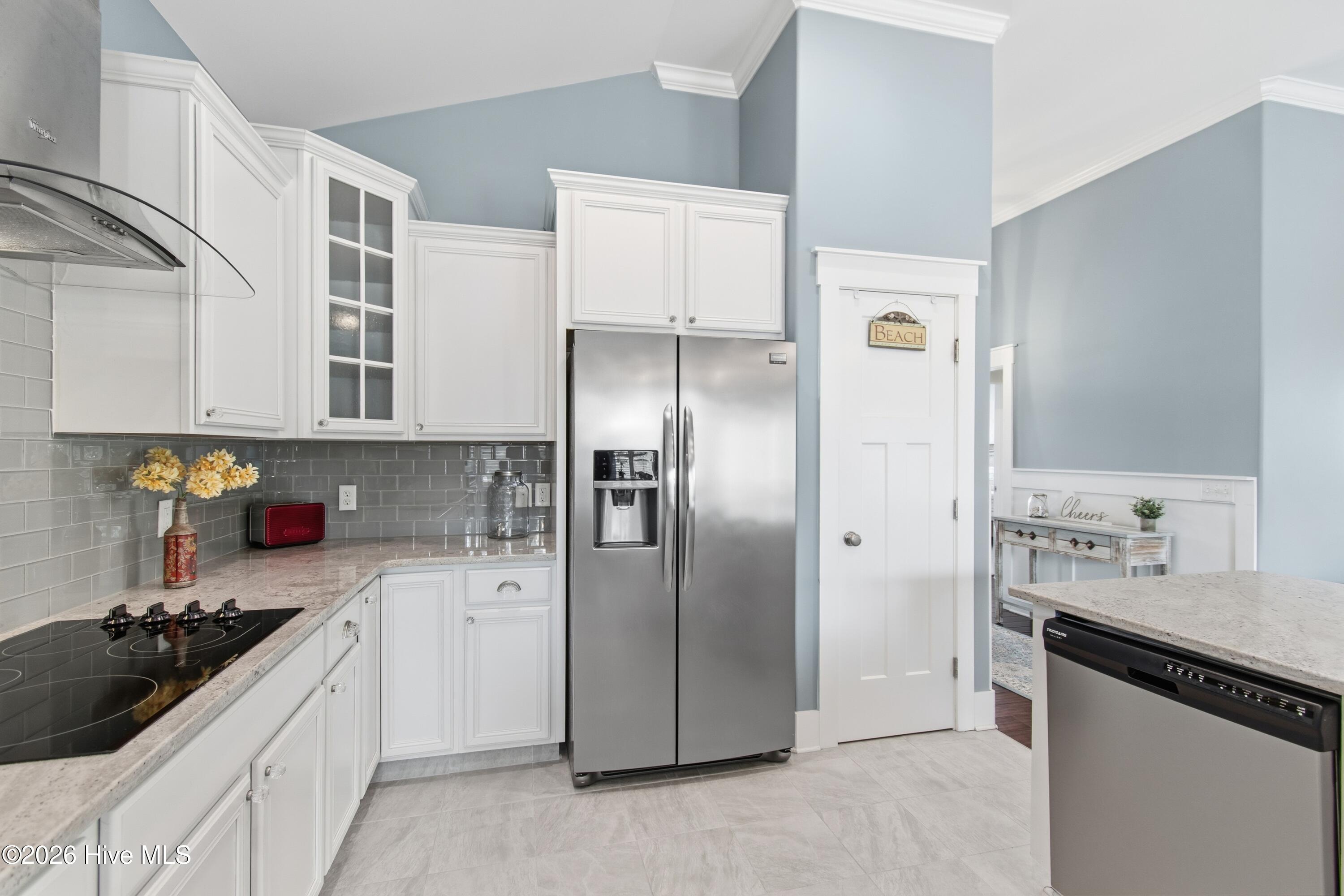 100547463 | Photo 21