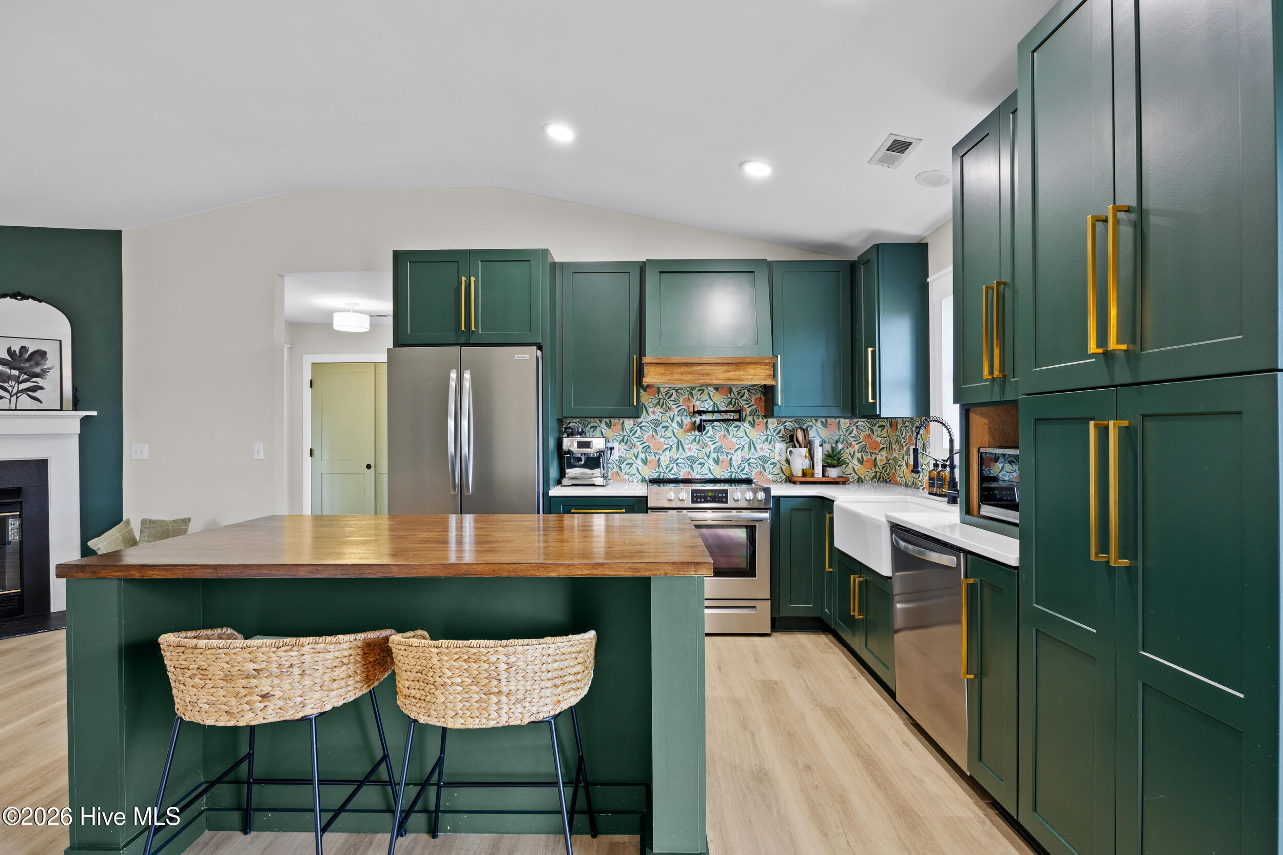 100558579 | Photo 15