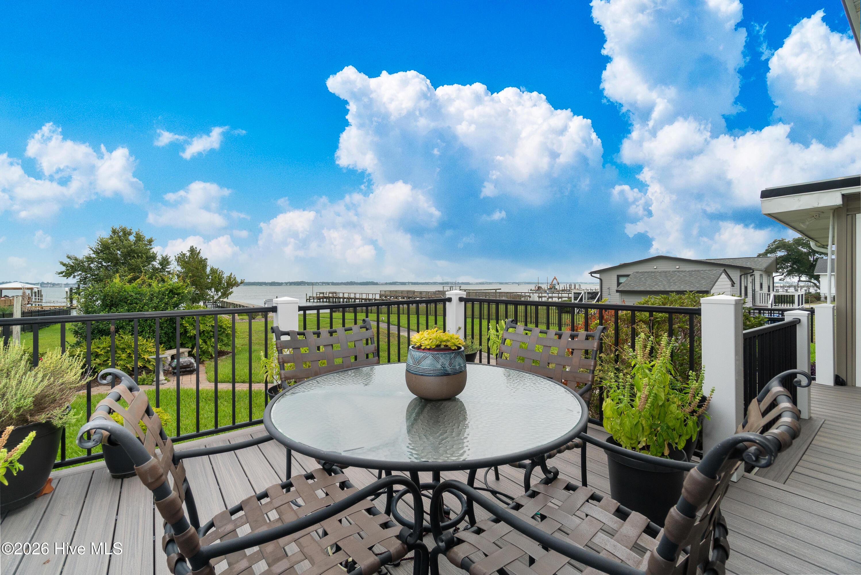 102 Shoreline Drive,Atlantic Beach