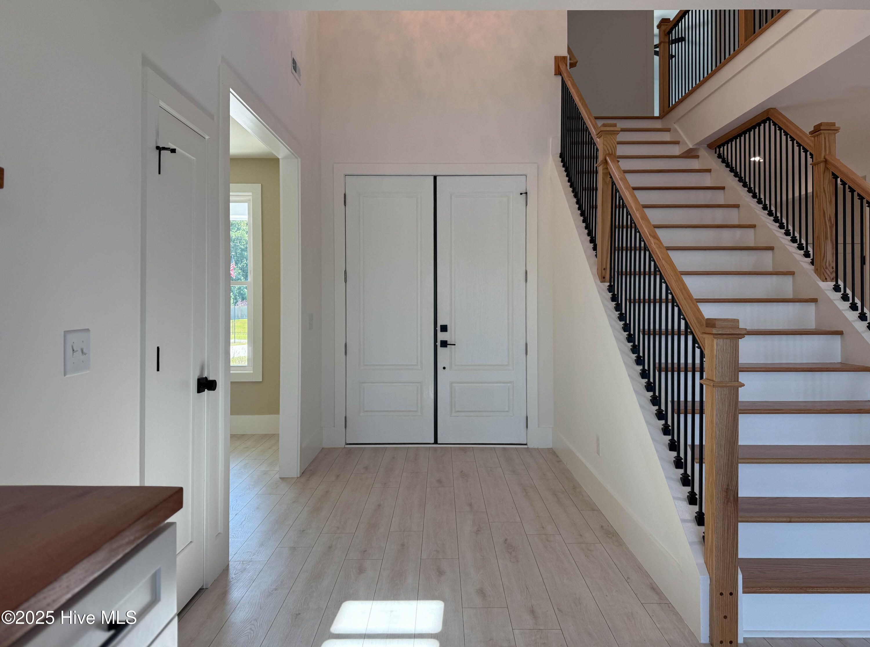 100539536 | Photo 27