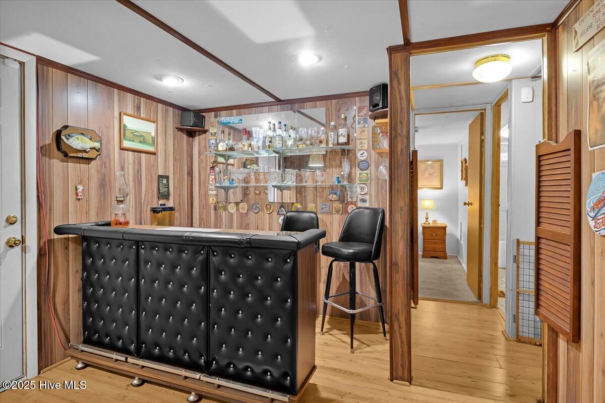 100518805 | Photo 35