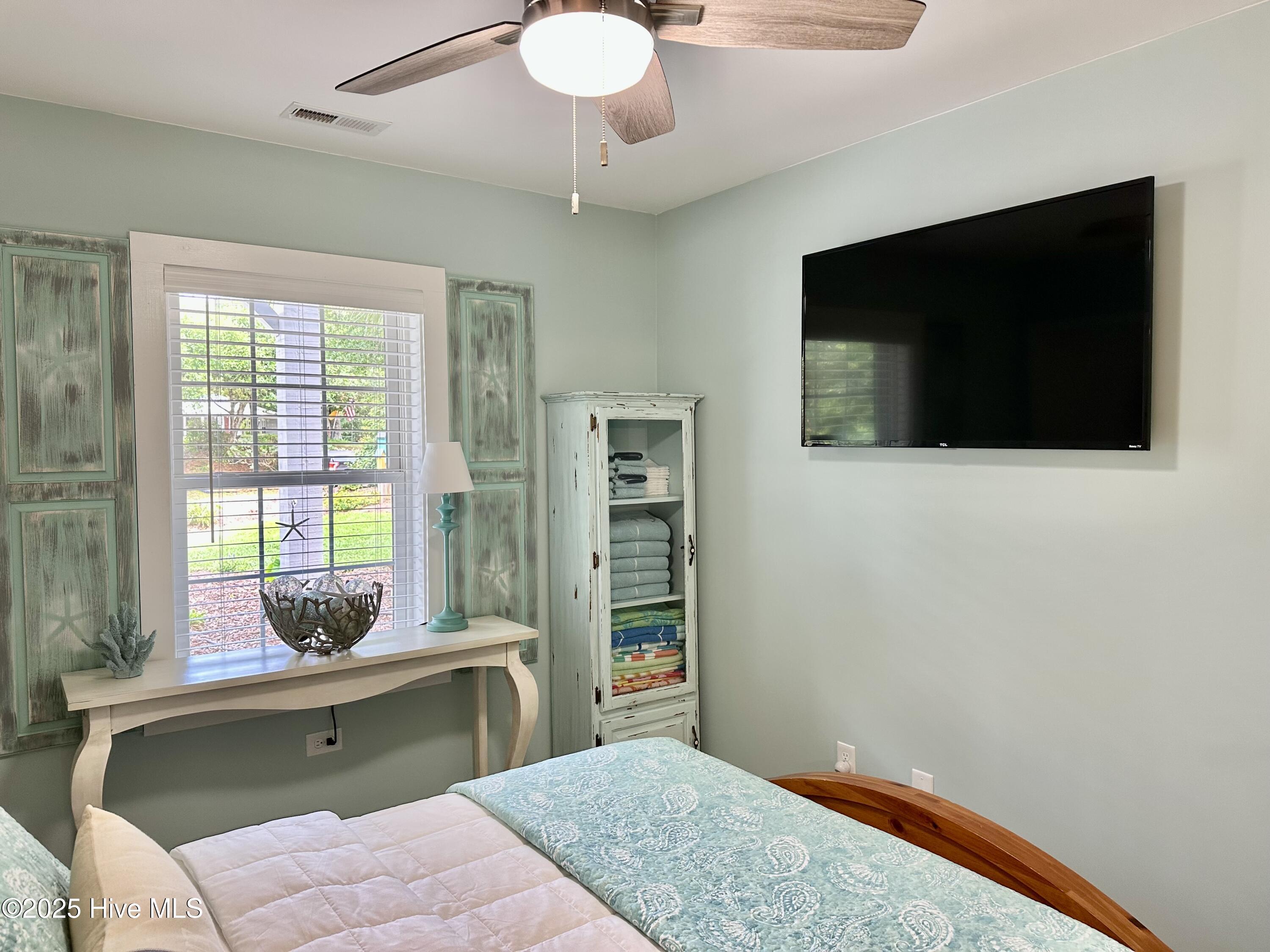 100559925 | Photo 50