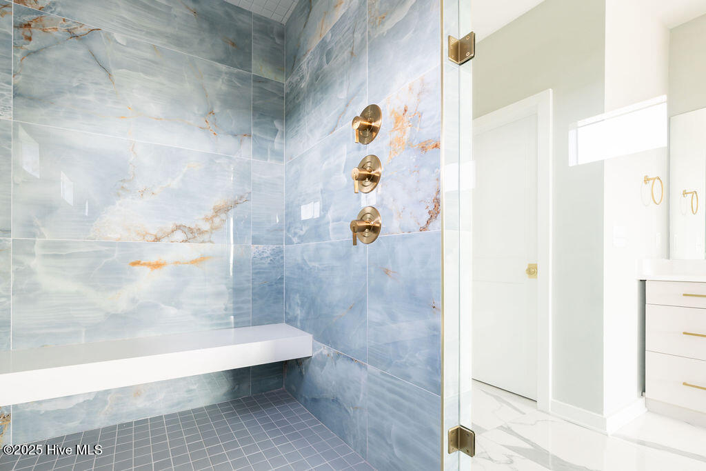 100514508 | Photo 58