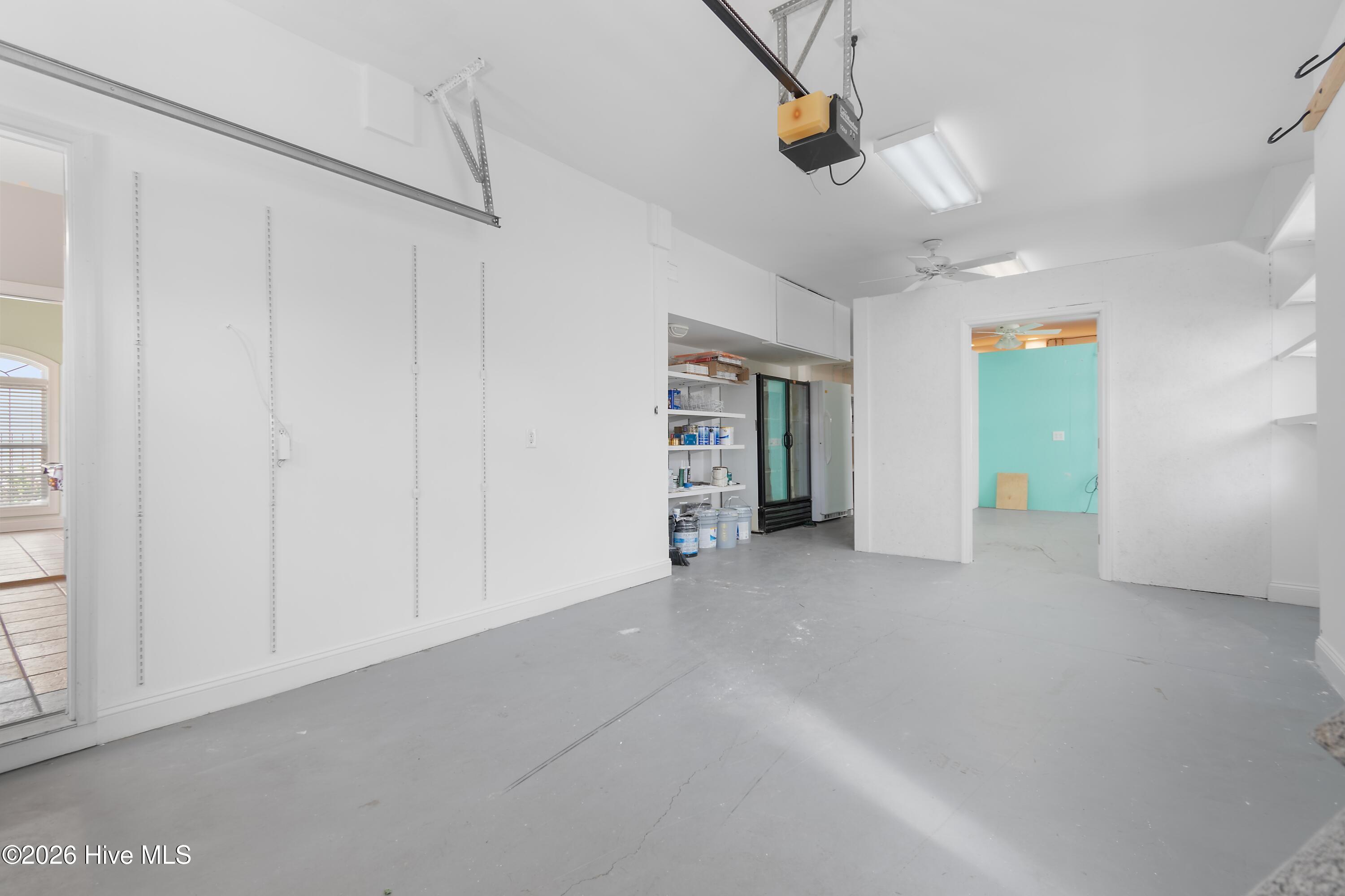 100566574 | Photo 56