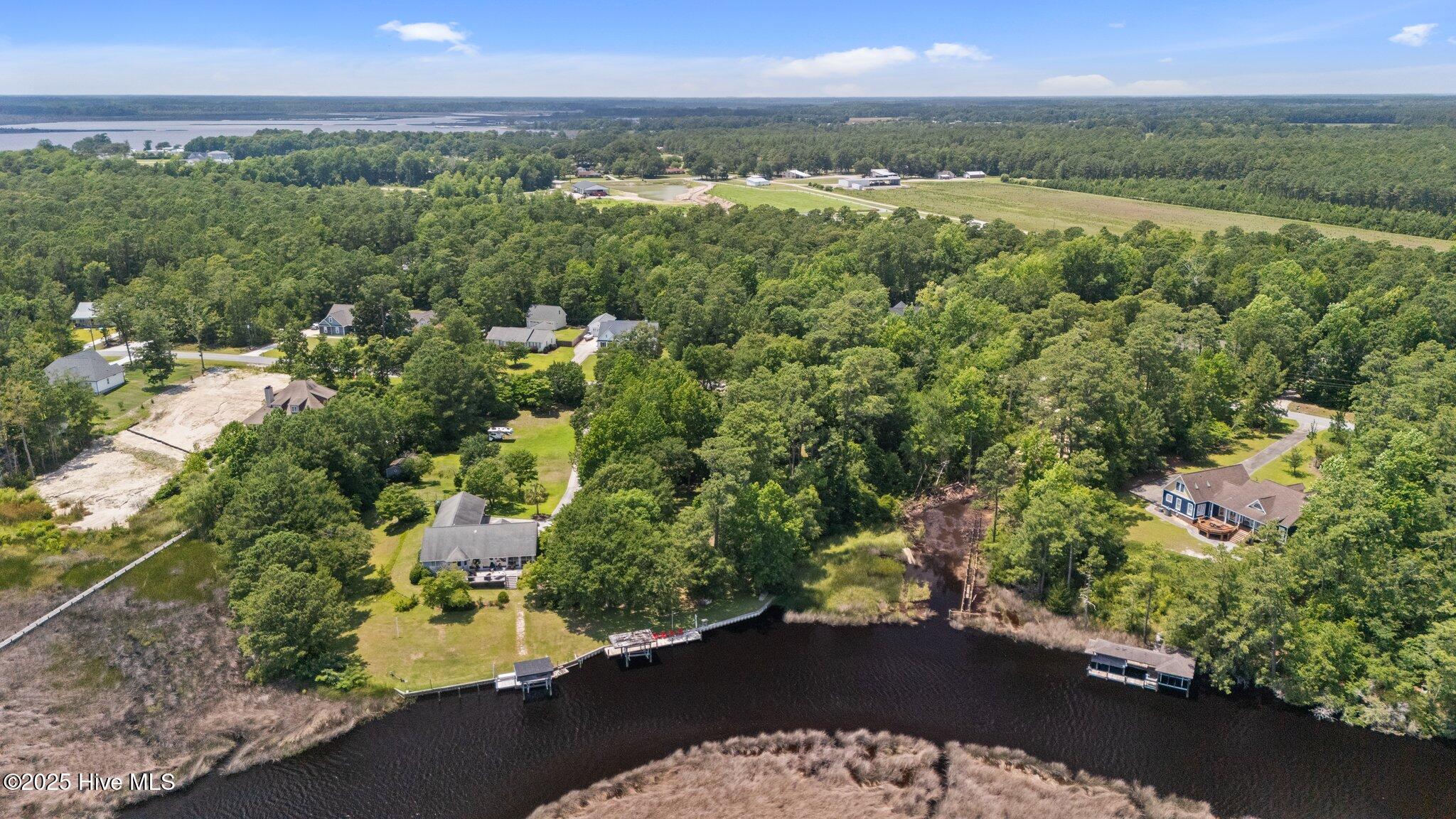 100517626 | Photo 54