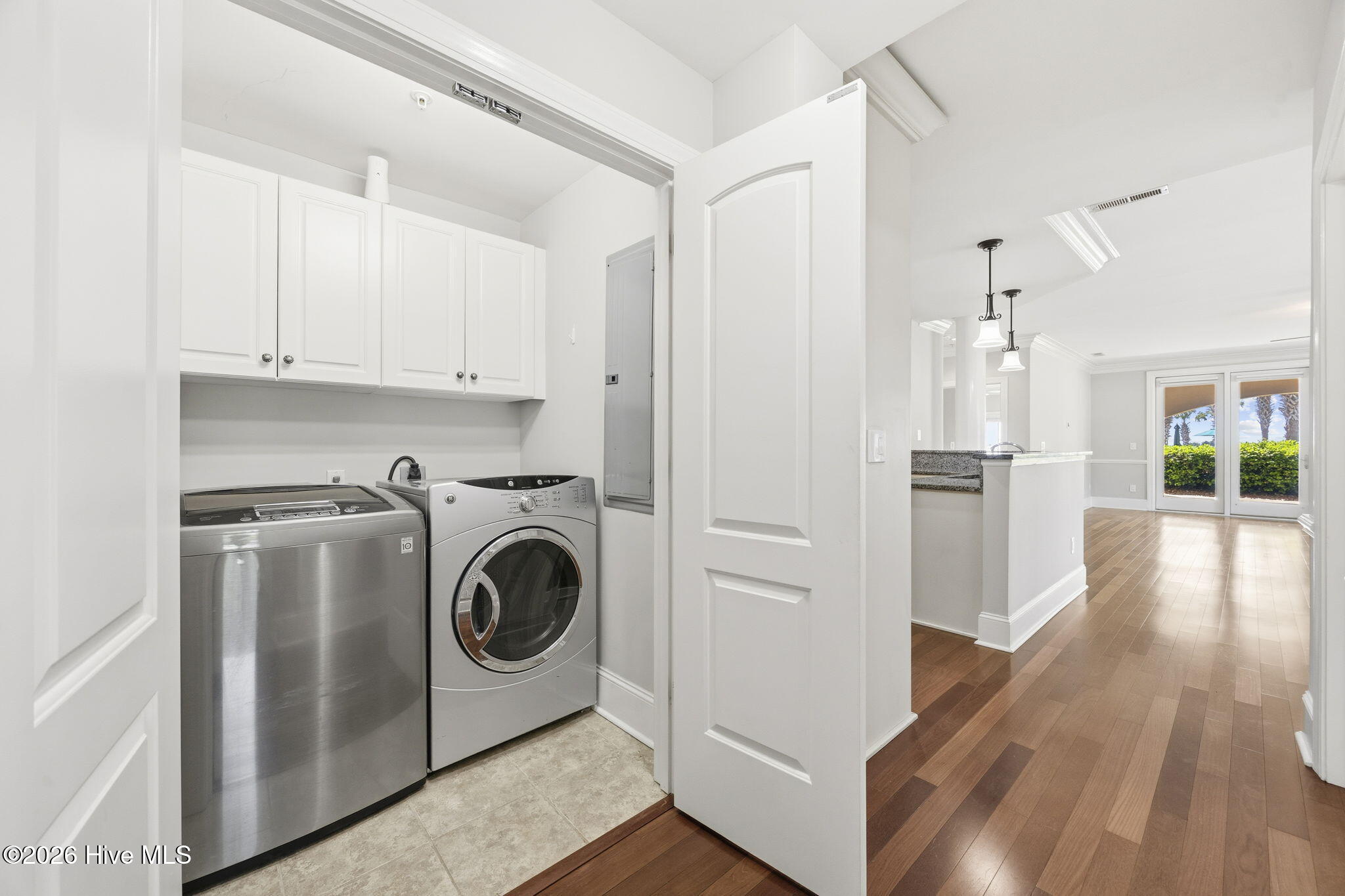 100569060 | Photo 20