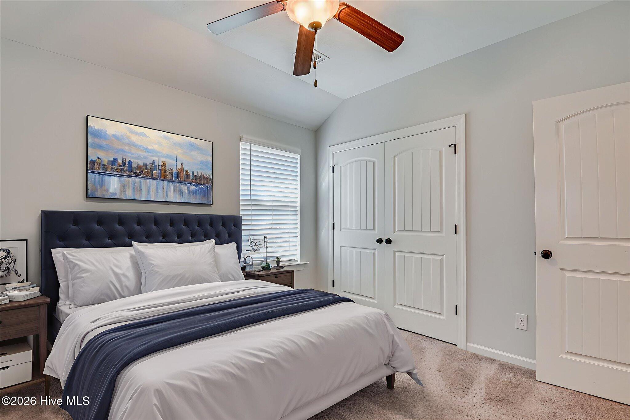 43-Bed-1 - Bedroom - Standard - 4
