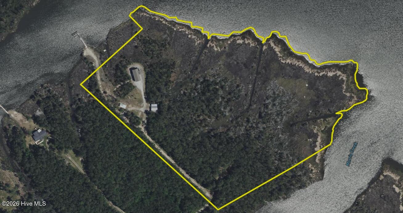 7569 Florence Road,Merritt