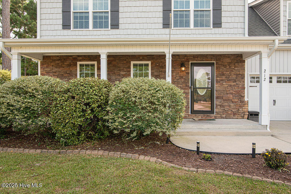 Homes for sale in Sneads Ferry, NC | 212 Everett Dr, Sneads Ferry, NC 28460 | MLS# 100535510