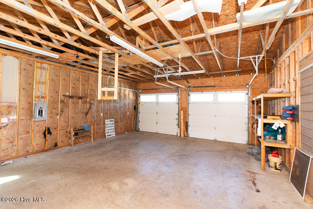 100555159 | Photo 18