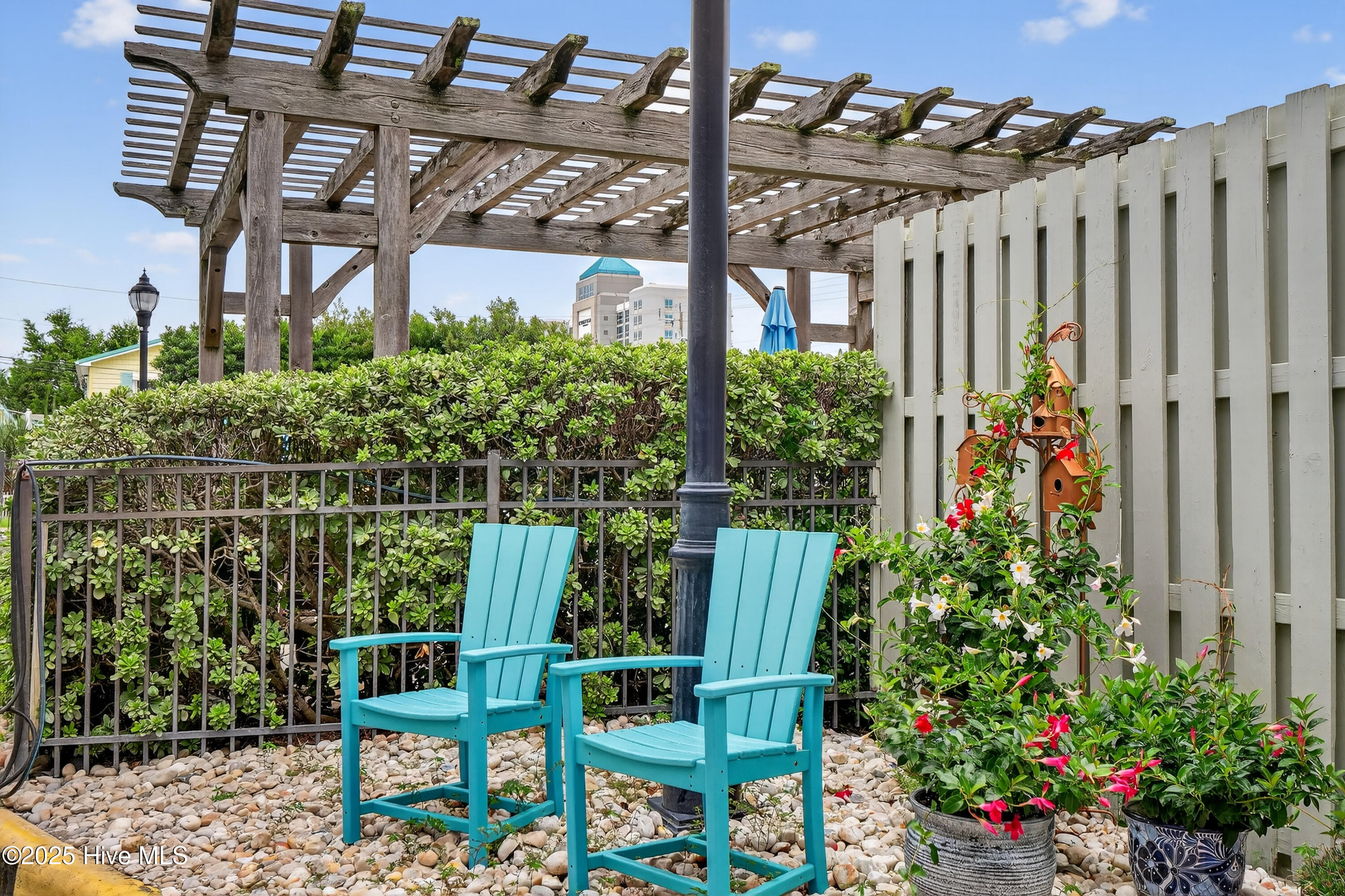 100524074 | Photo 39