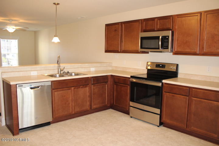 109 W Murrow Lane, Jacksonville, NC, 28546