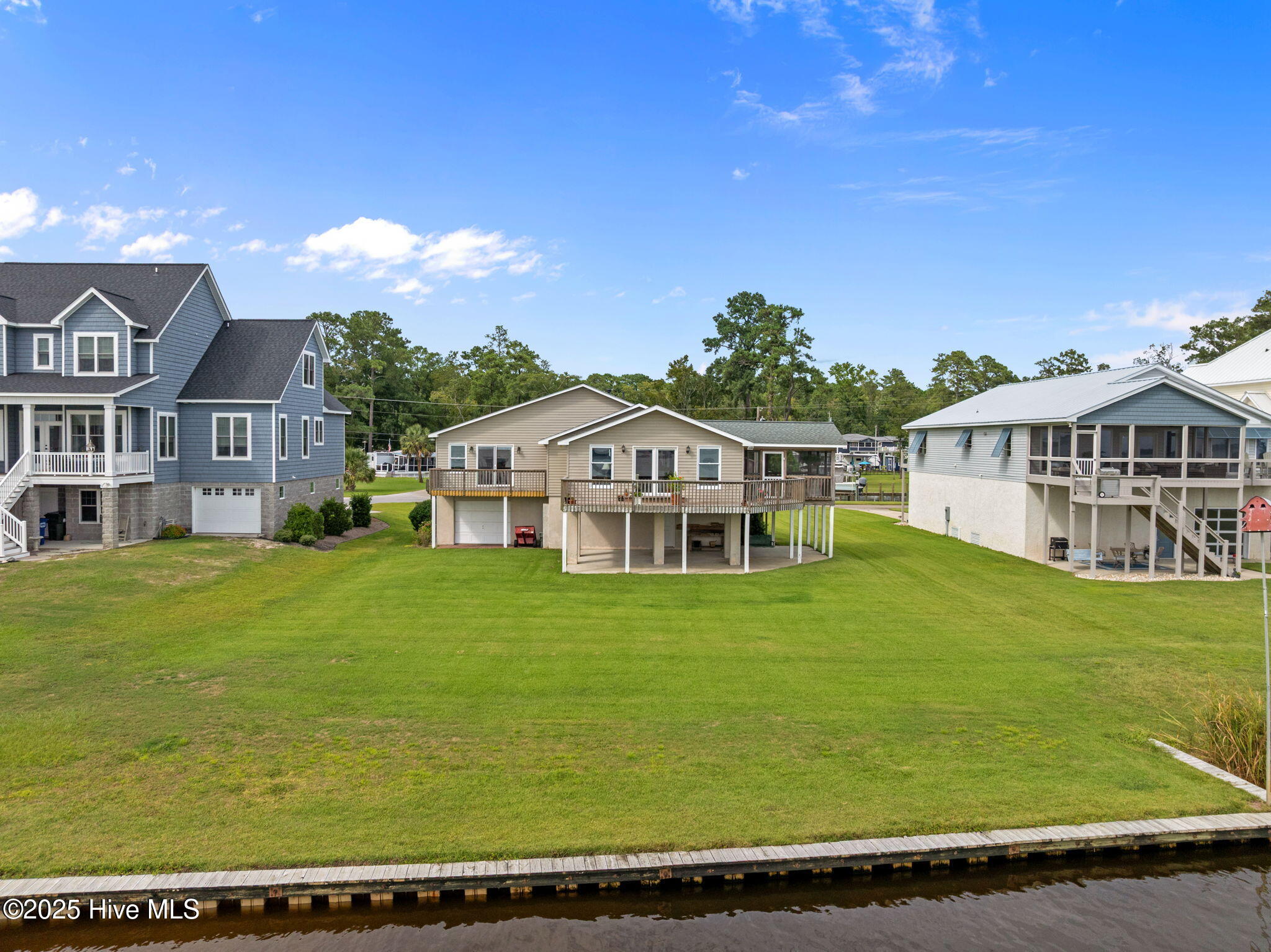 Homes for sale in Washington, NC | 68 Canal Ln, Washington, NC 27889 | MLS# 100527411