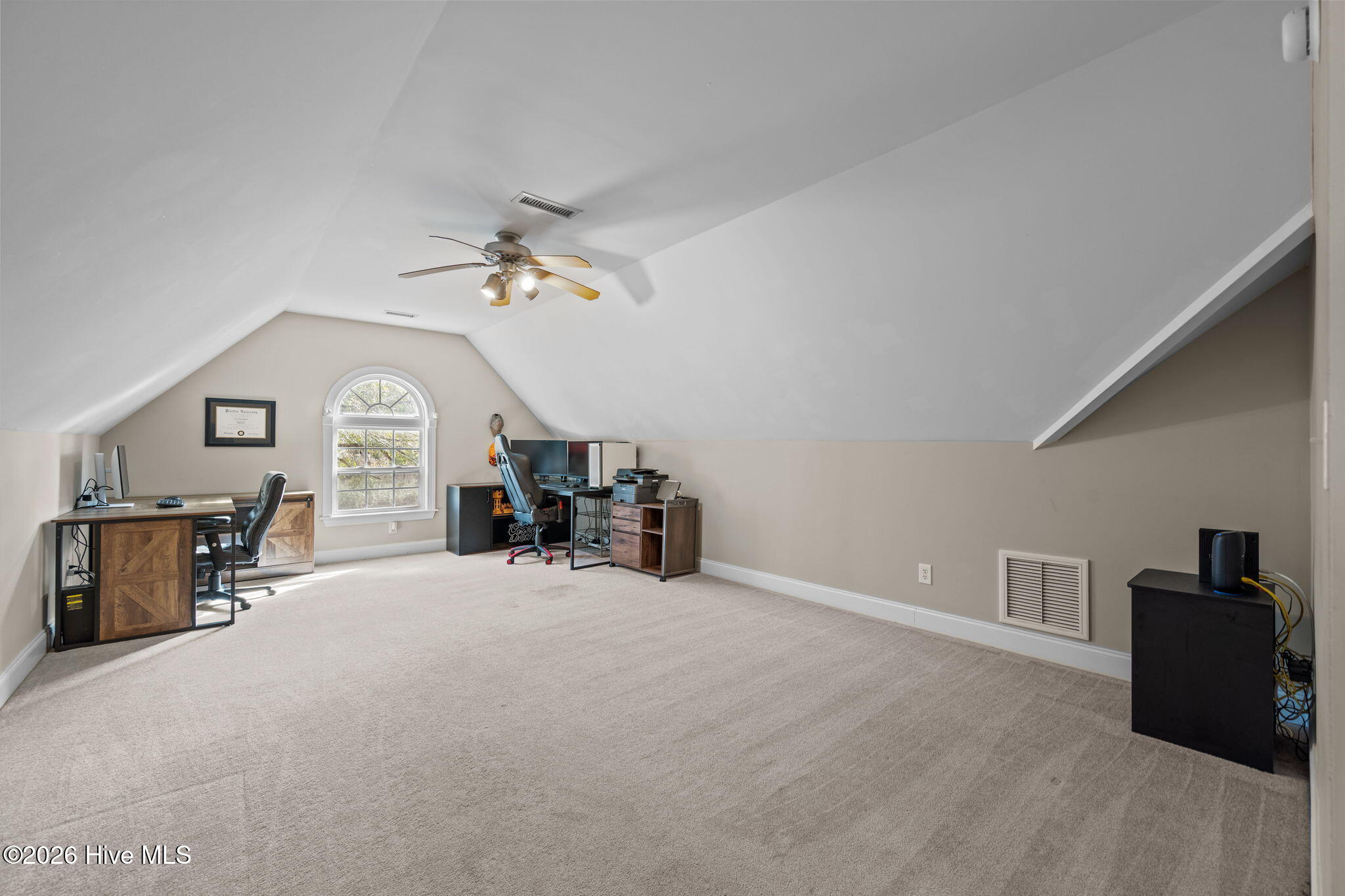 100552888 | Photo 26