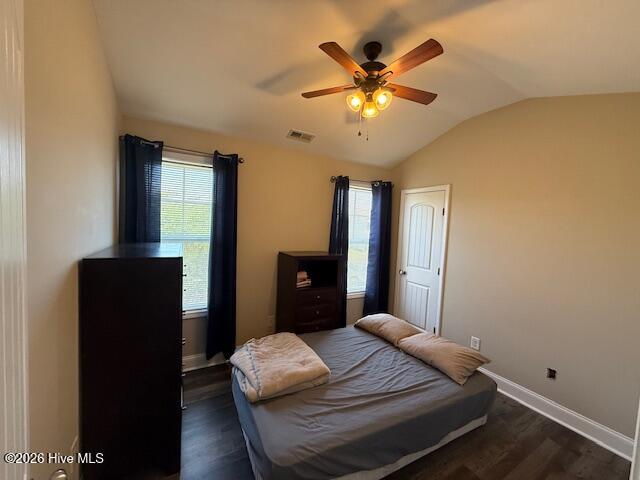 100568953 | Photo 22