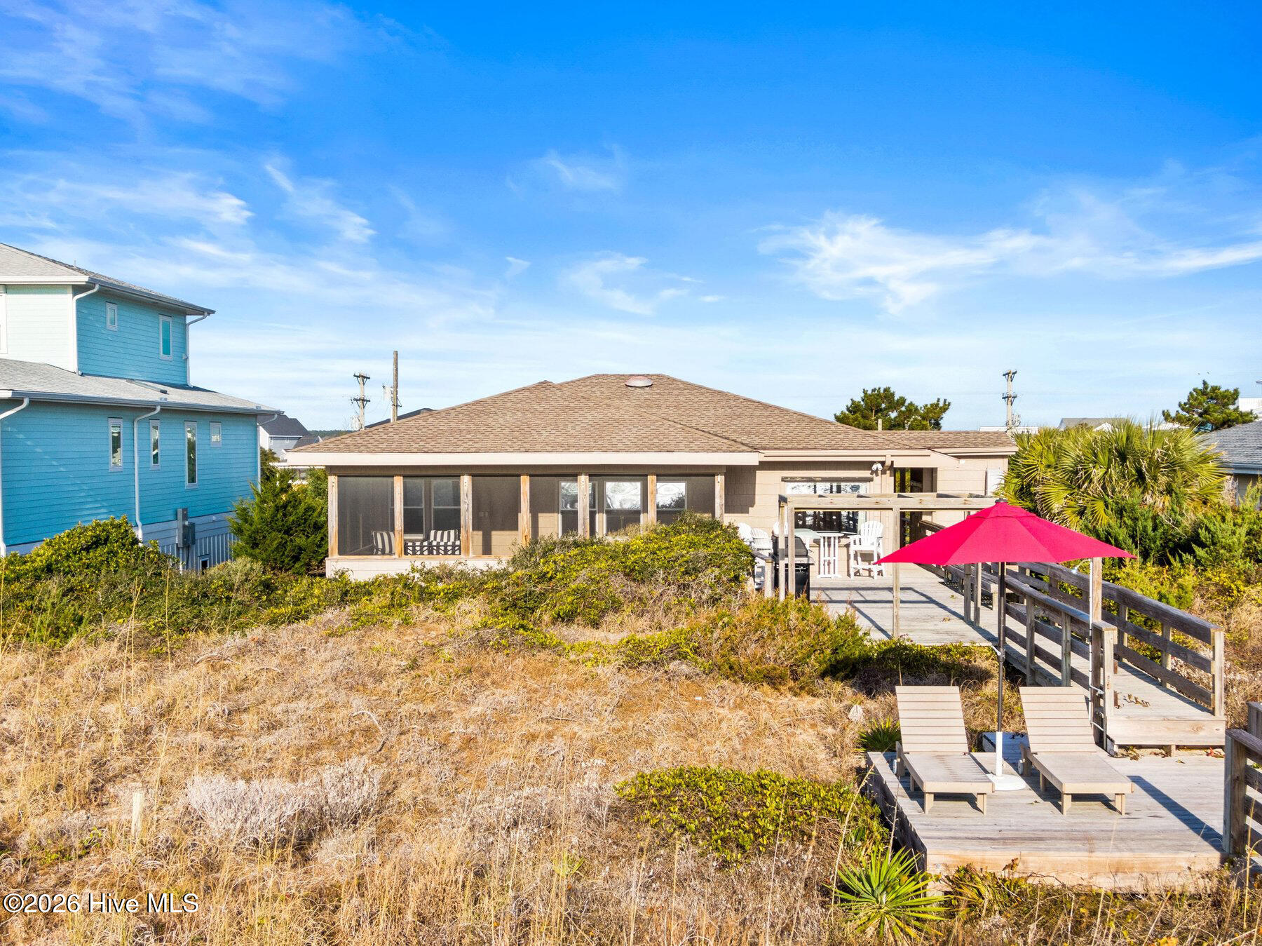 100550434 | Photo 25