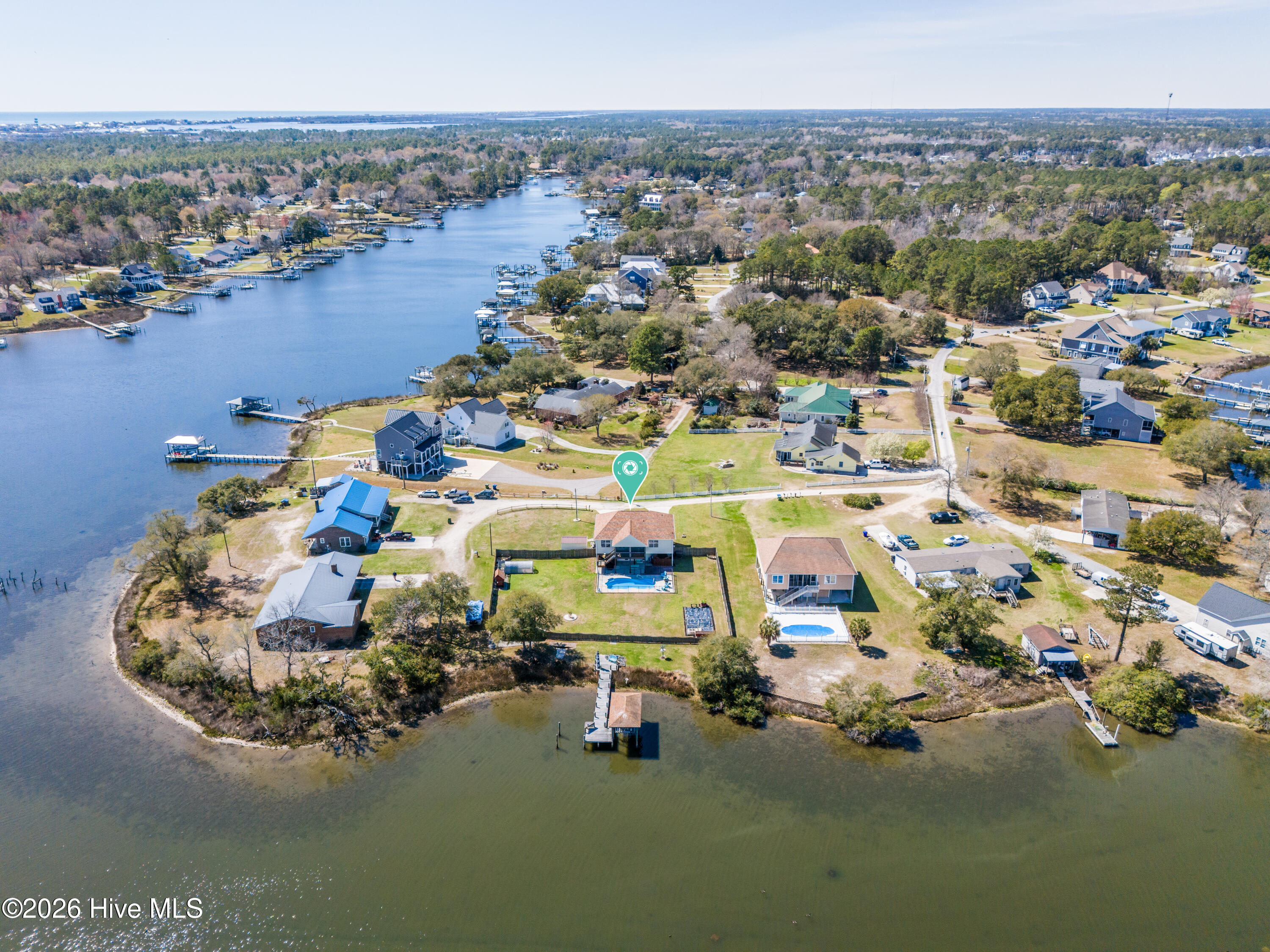 100561433 | Photo 51