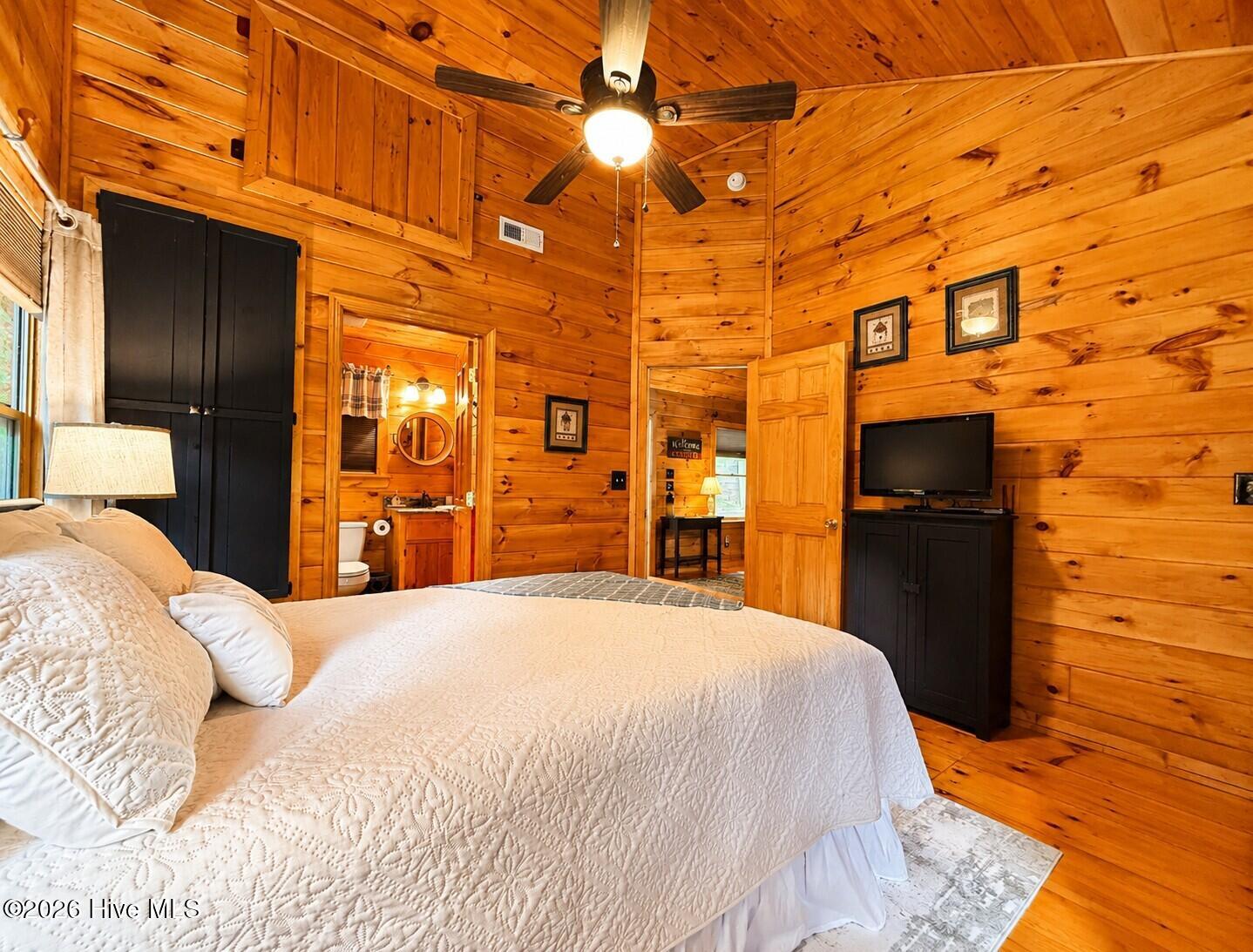 Bonus Room 1