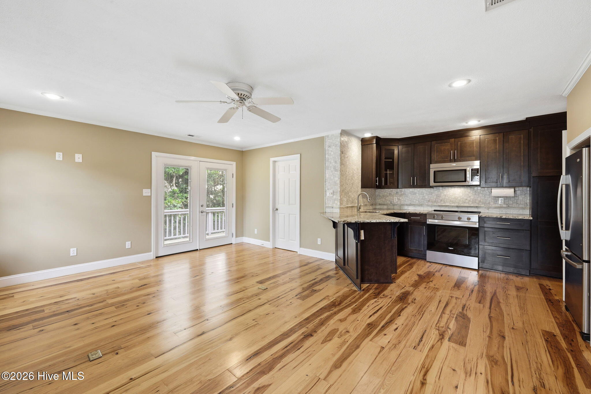 303 Midyette Street C14,Oriental