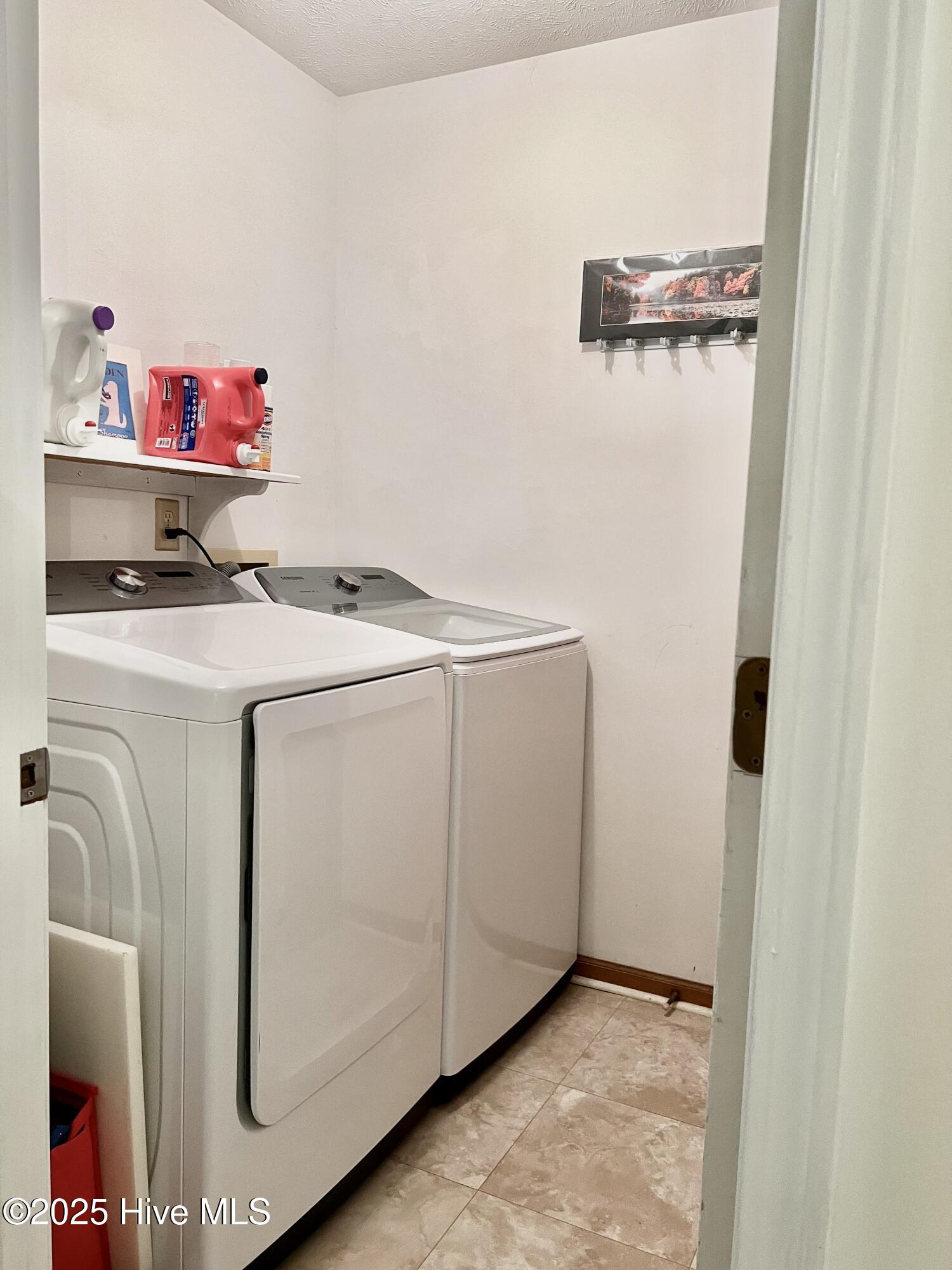 100524806 | Photo 21