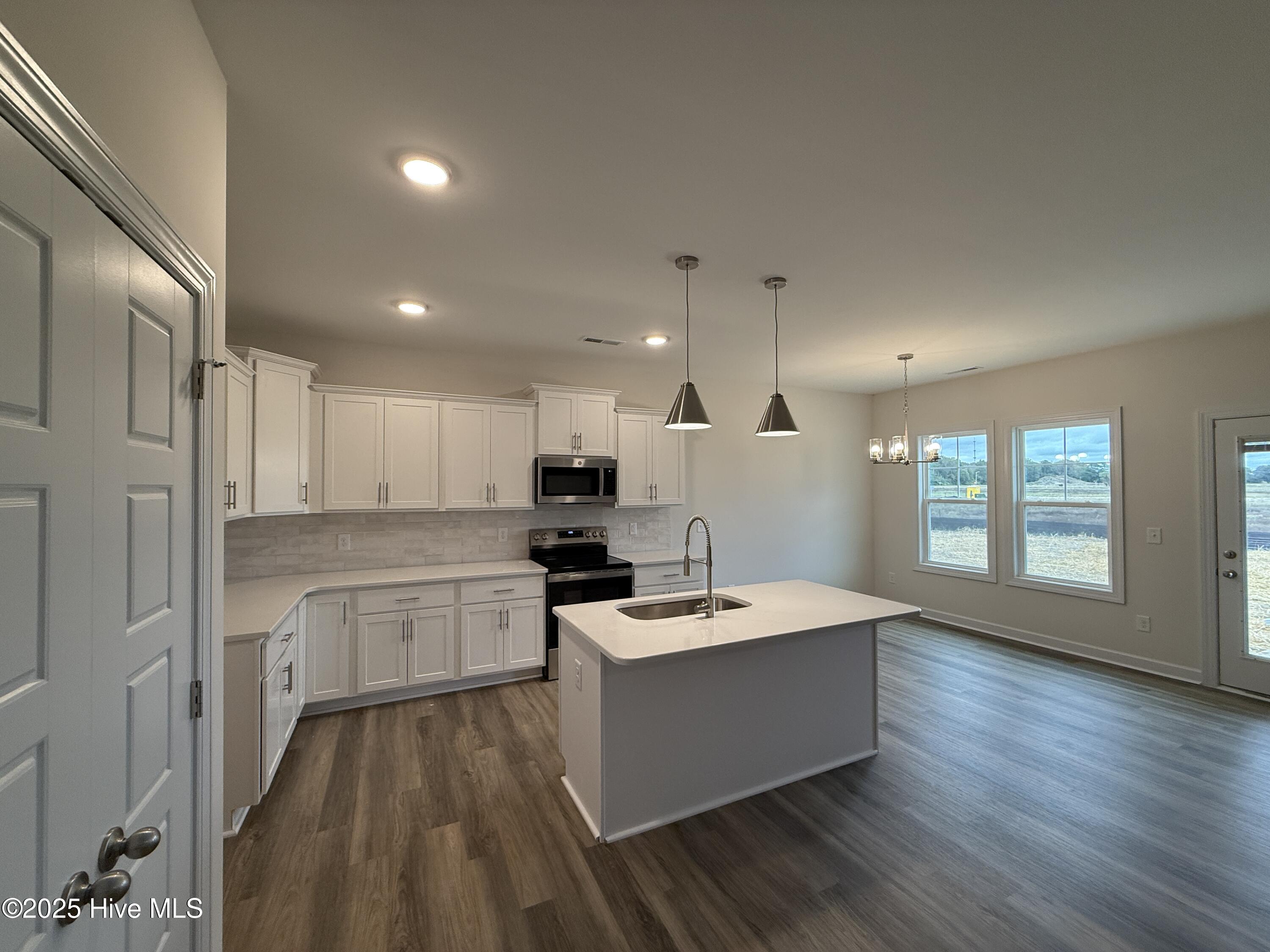 Homes for sale in La Grange, NC | 104 Bella Pl, La Grange, NC 28551 | MLS# 100516223