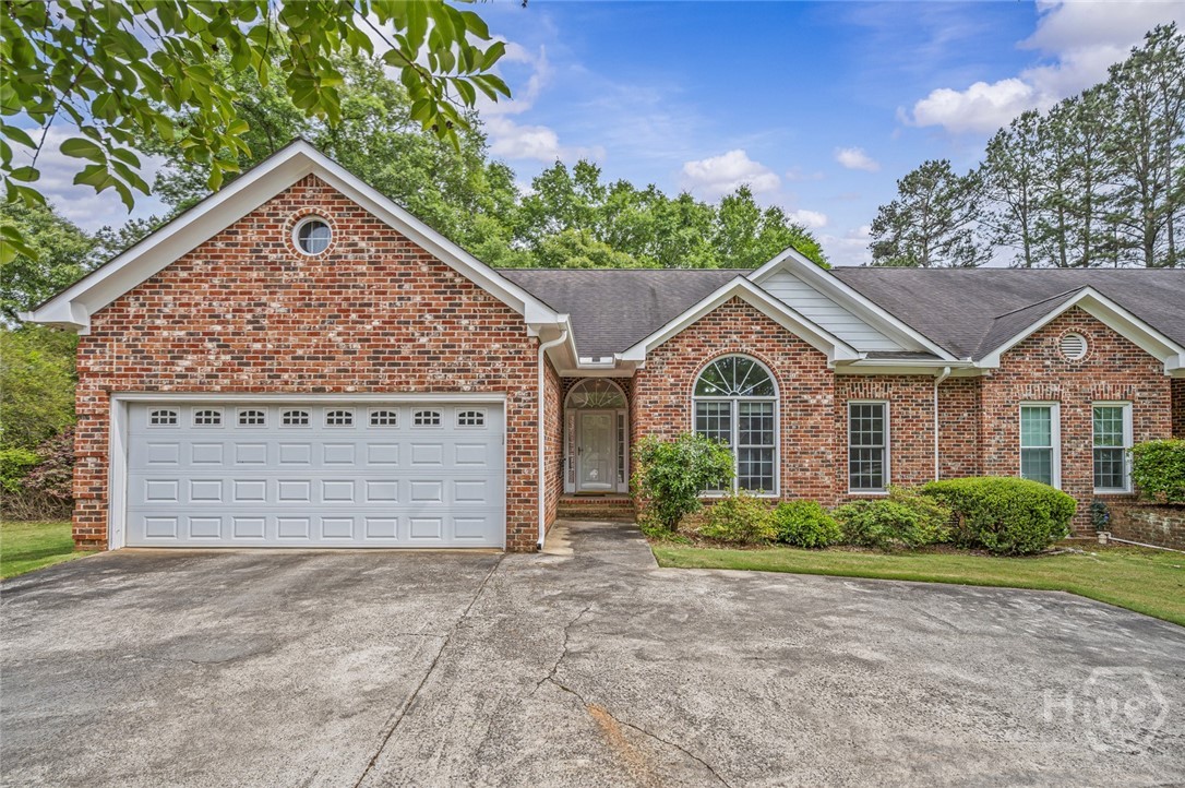 Property at 122 Flatrock Court