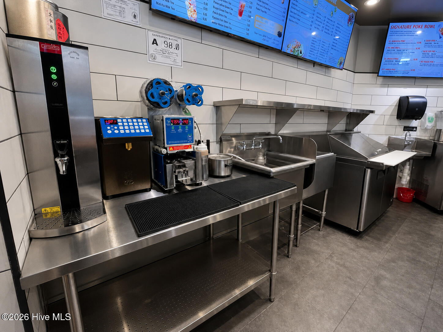 20_Beverage_Equipment_Closeup