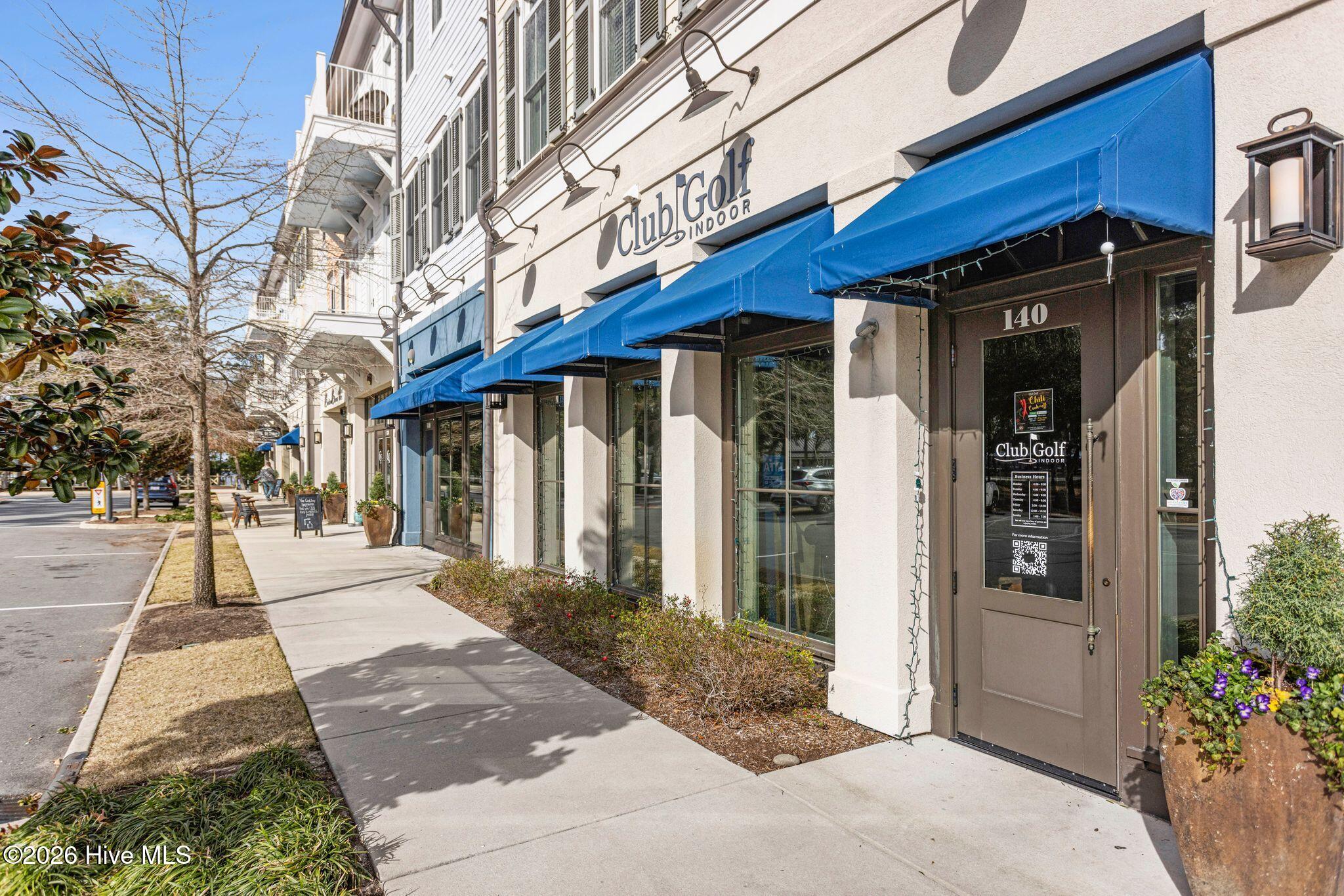 100560381 | Photo 39