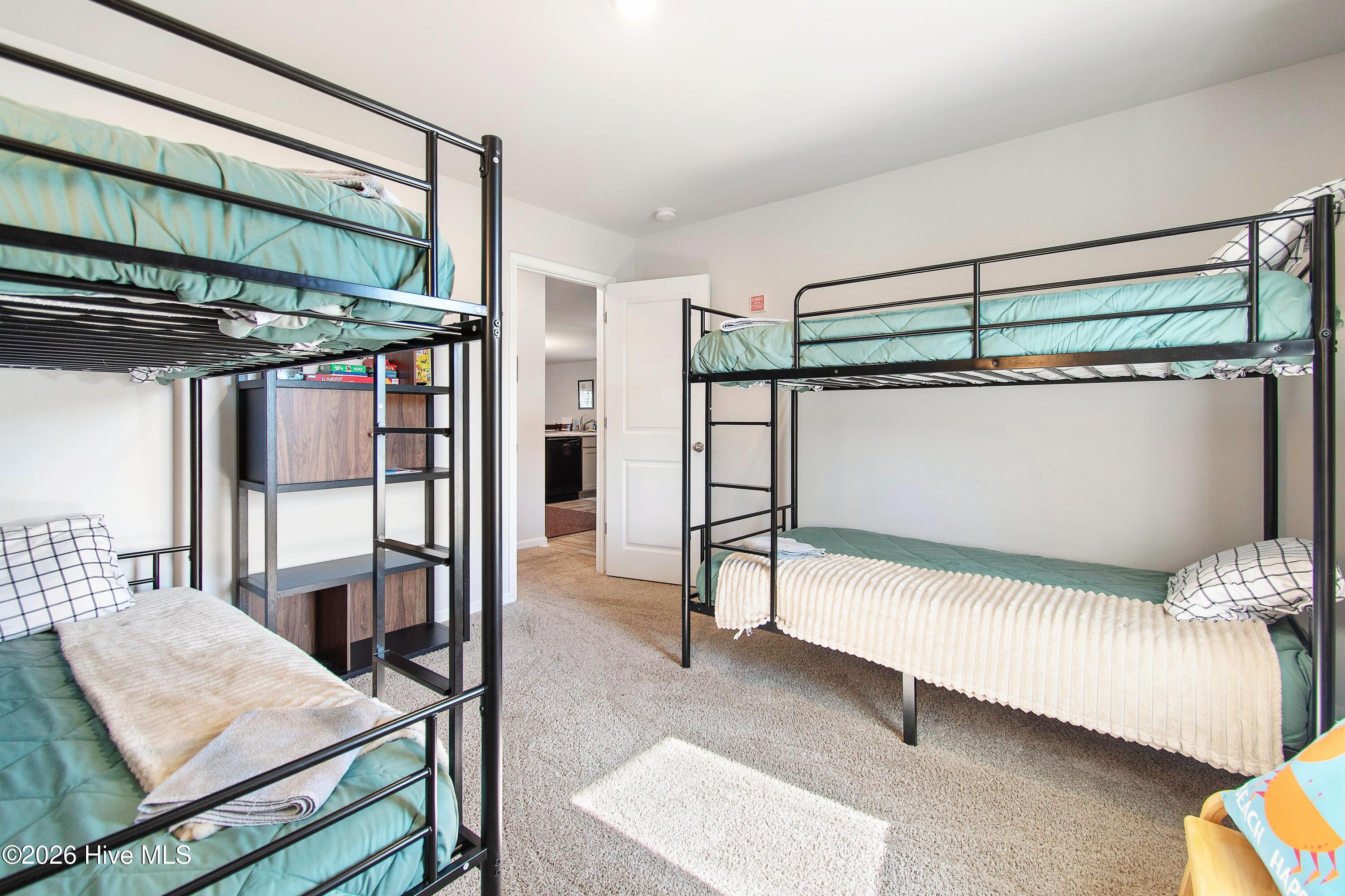 100549173 | Photo 15