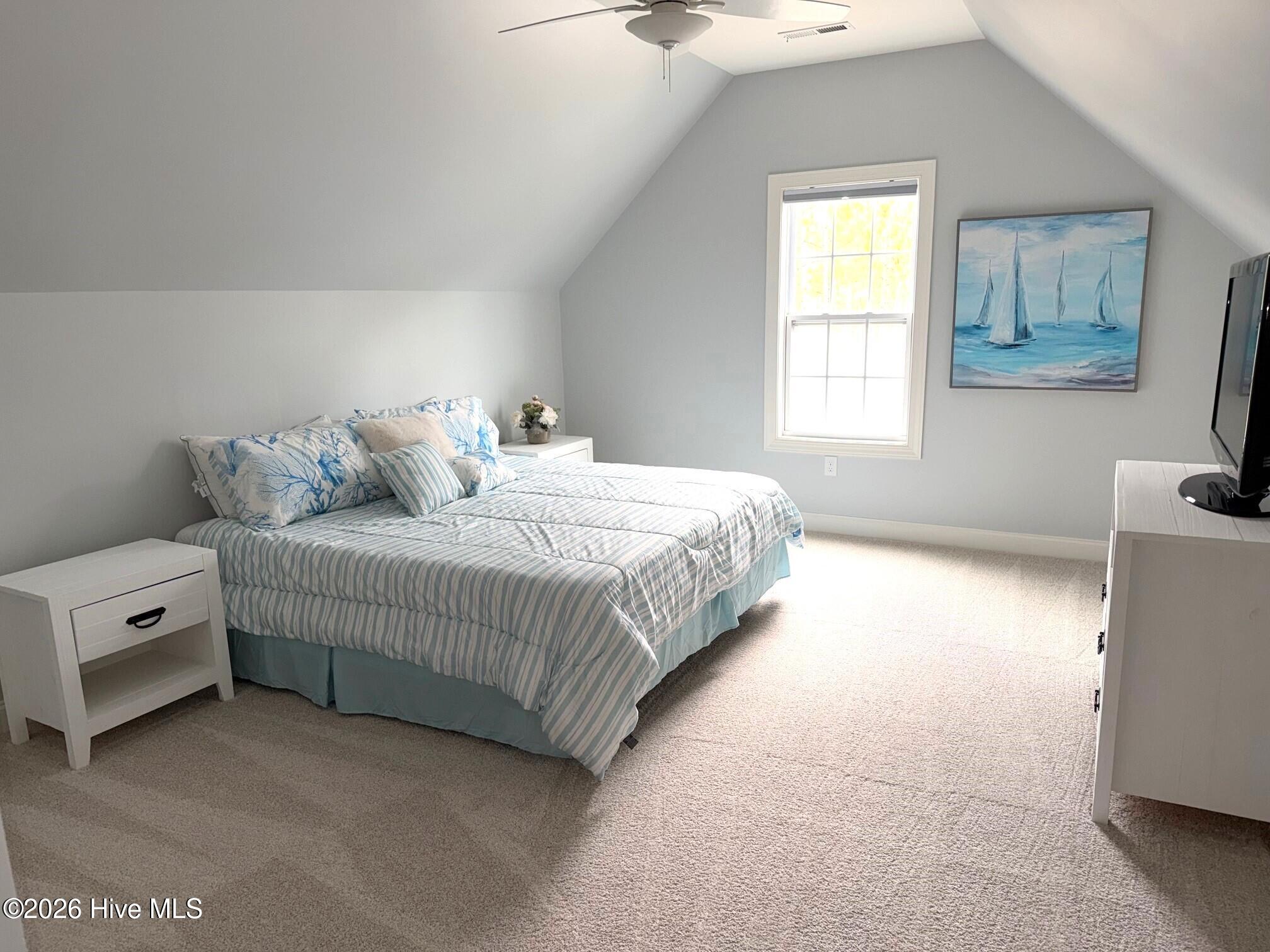 100542275 | Photo 31