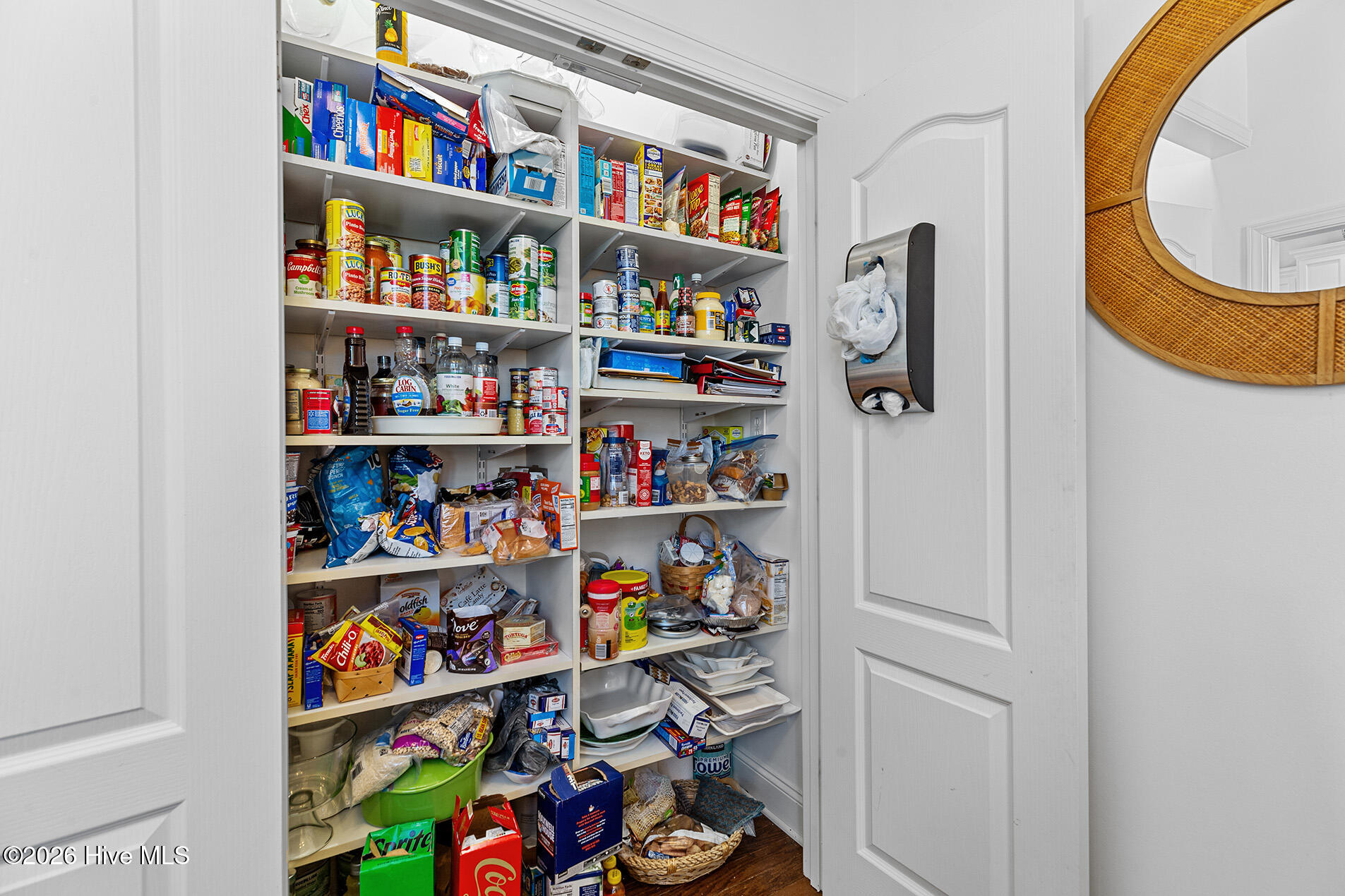 100554340 | Photo 34