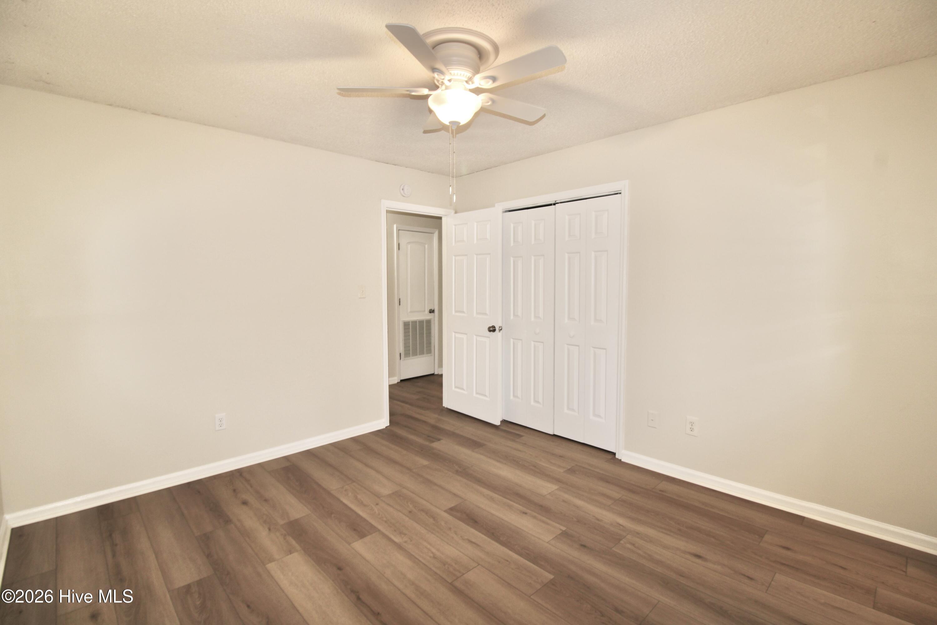 100555905 | Photo 12