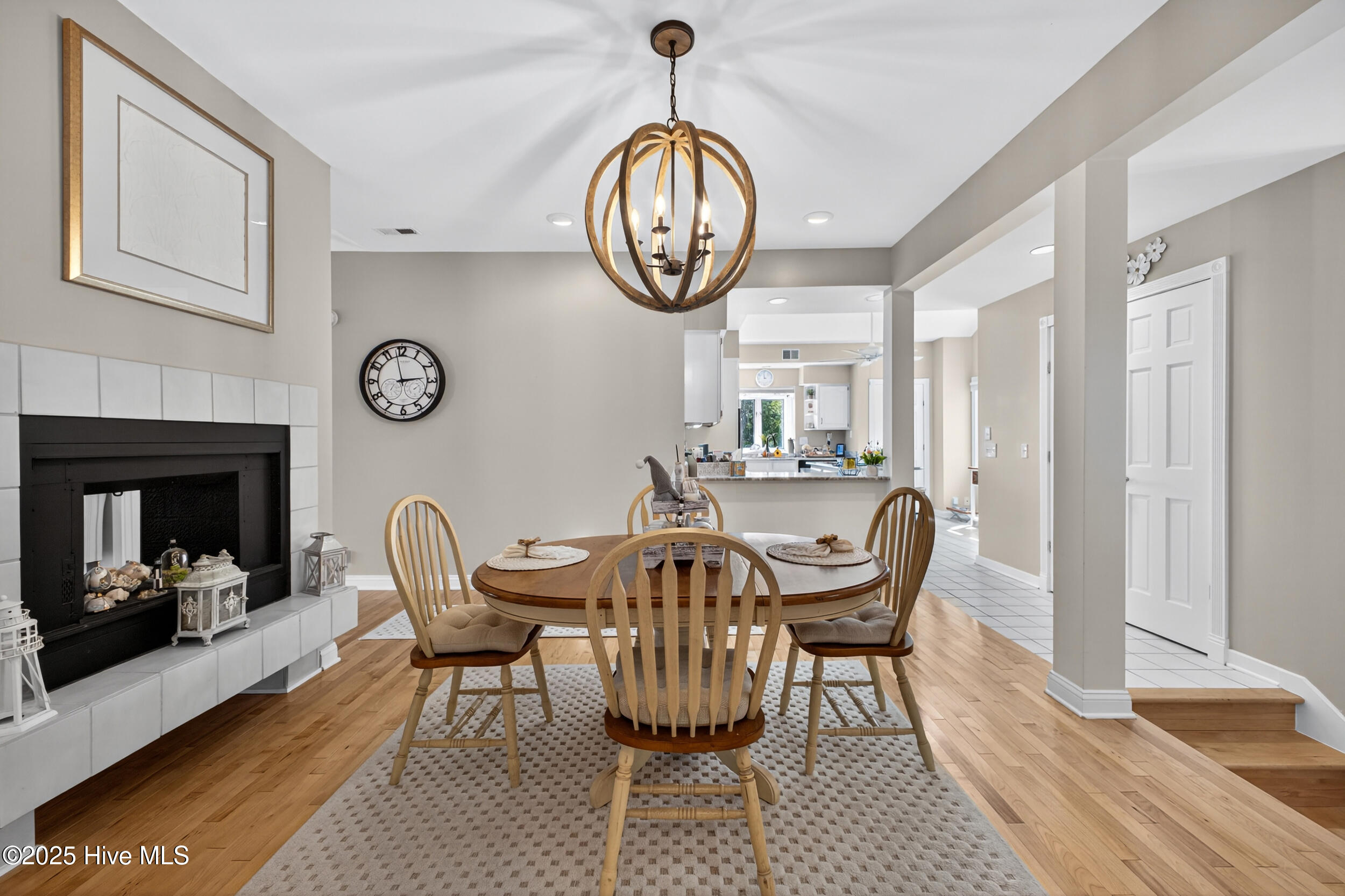 100528794 | Photo 20