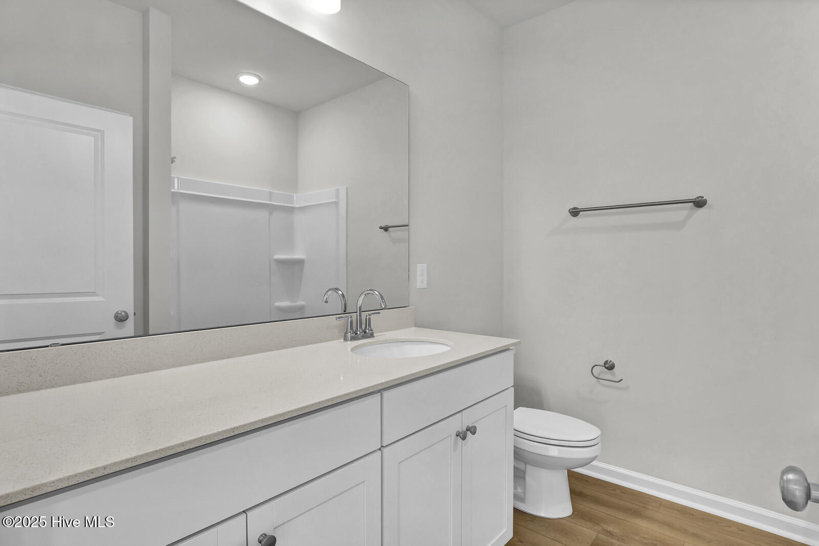 100526536 | Photo 26