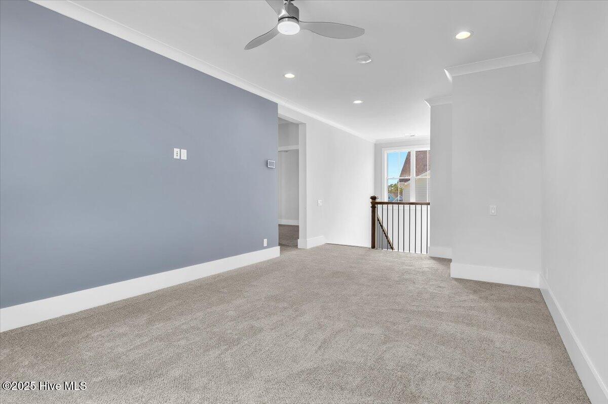 100495724 | Photo 39