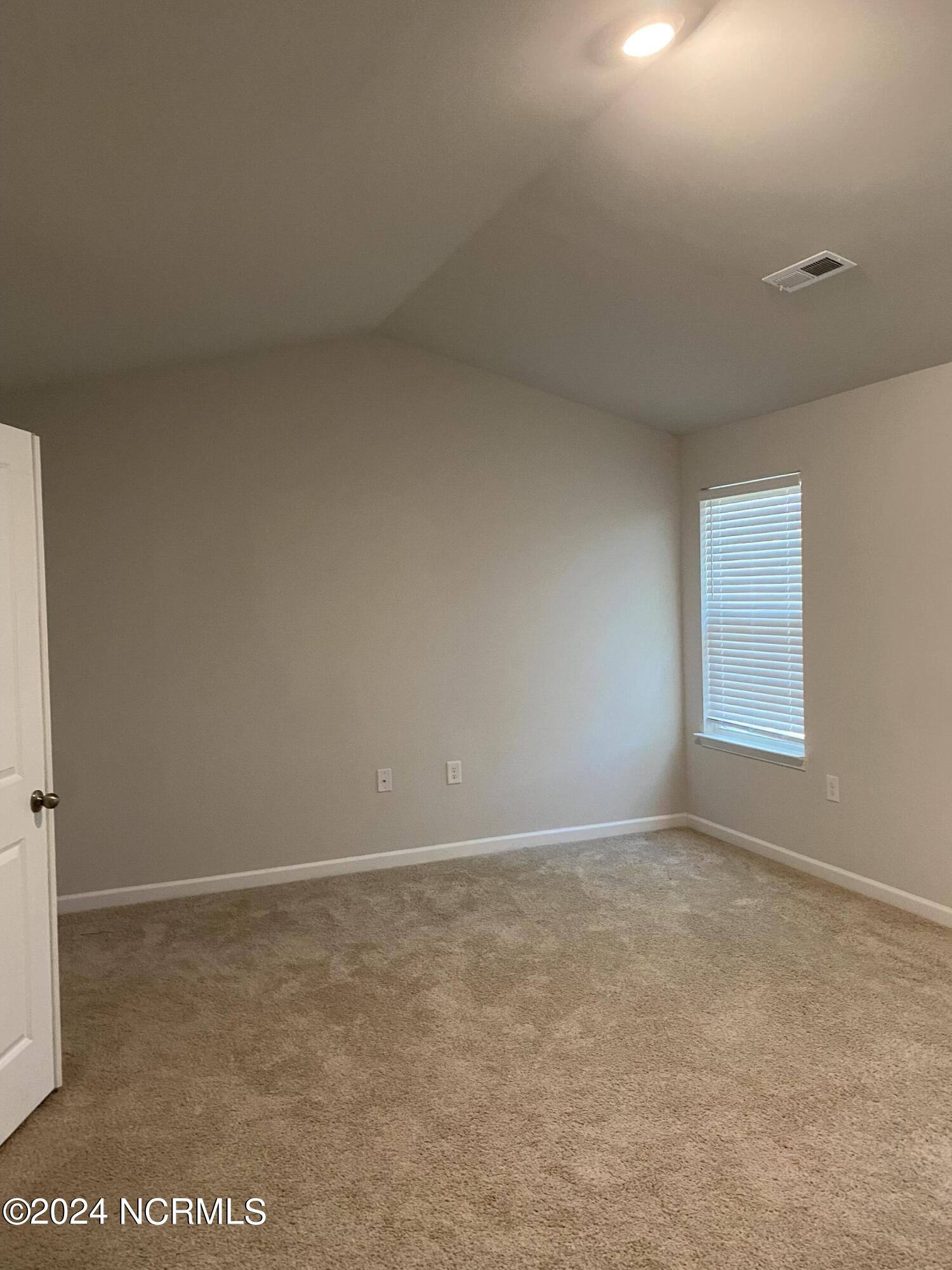 Large bedroom 1 upstairs