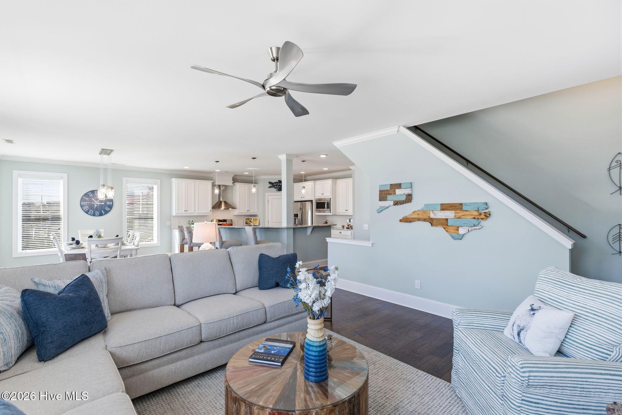 100559655 | Photo 10