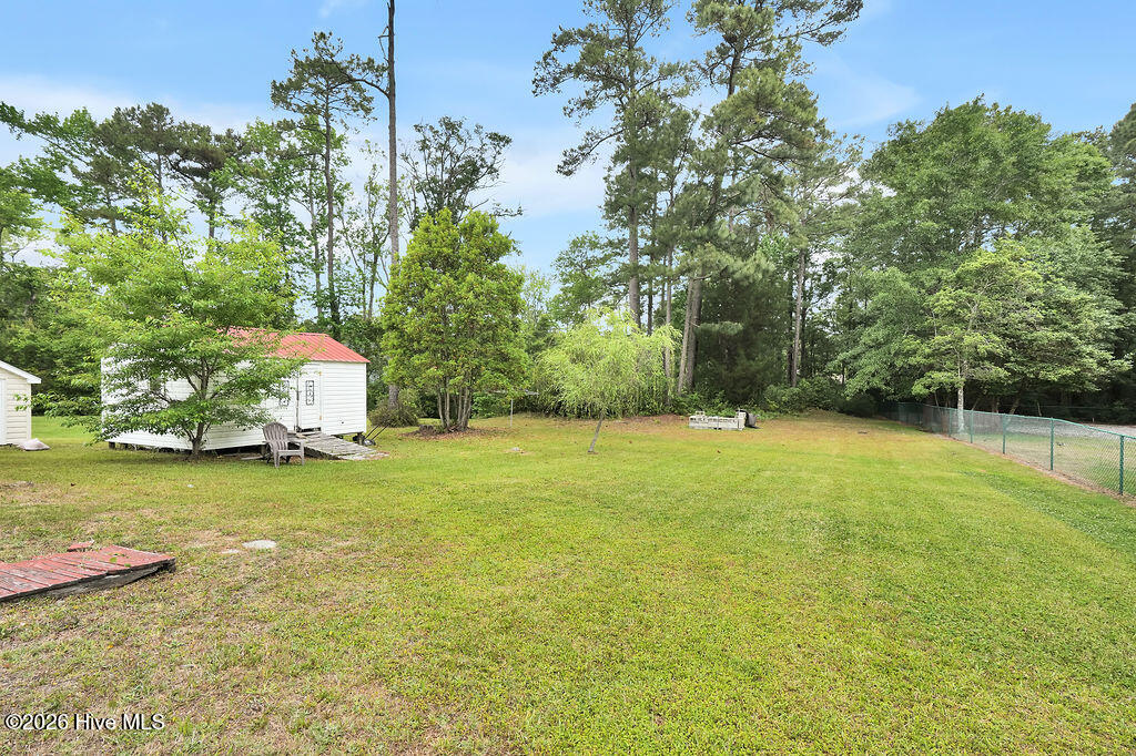 100570666 | Photo 27