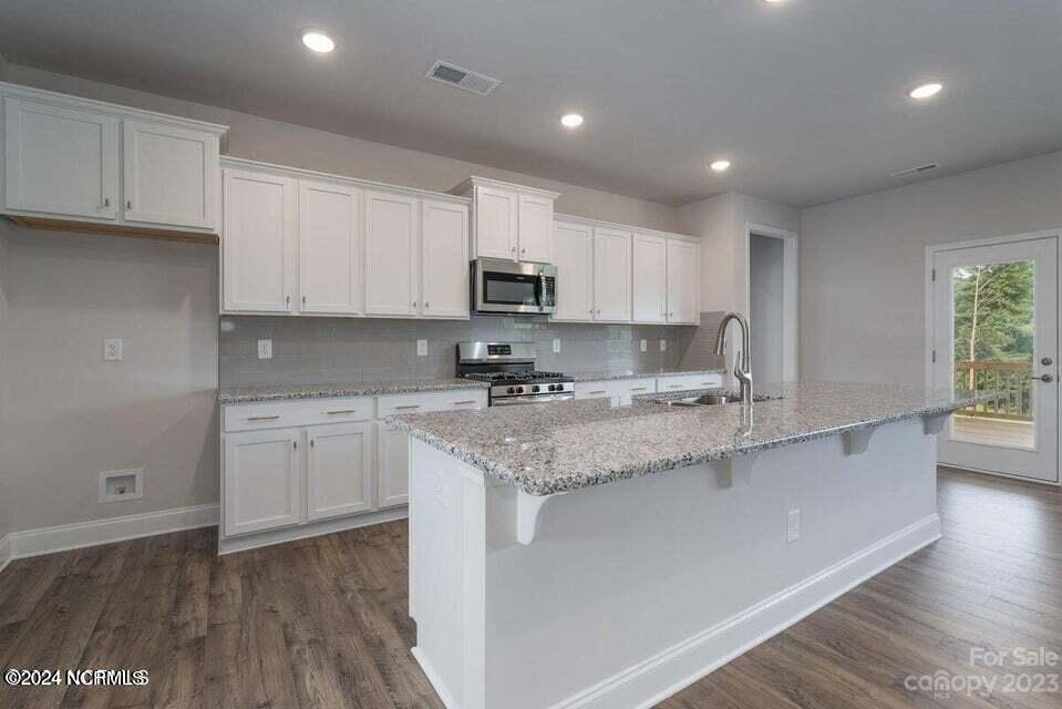 Exterior photo of 1501 Caracara Drive, New Bern, NC 28560. MLS: 100603478