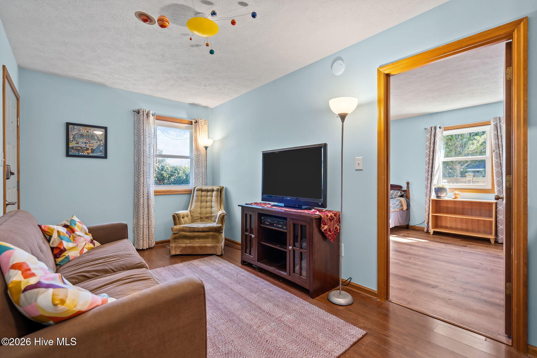 100569191 | Photo 30