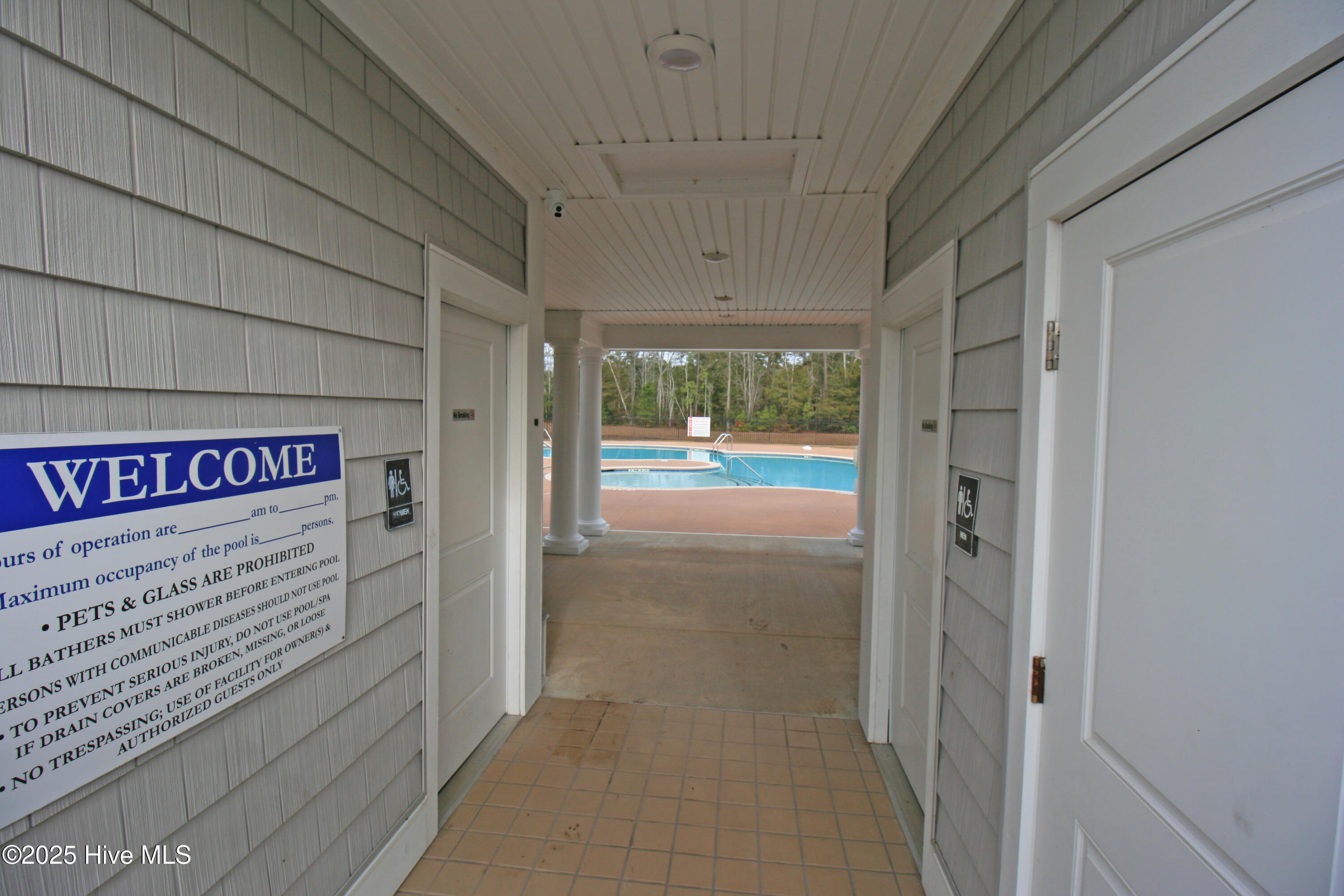 100544471 | Photo 35