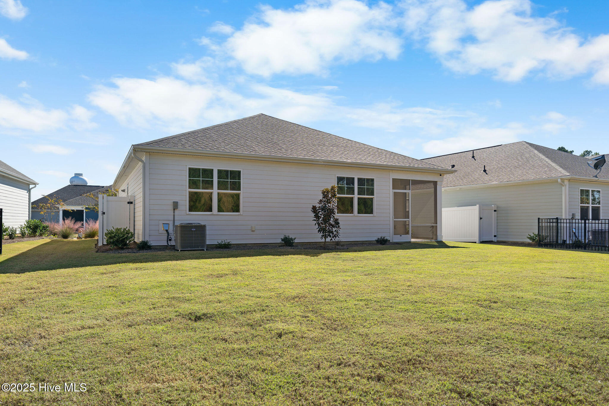 100539912 | Photo 33