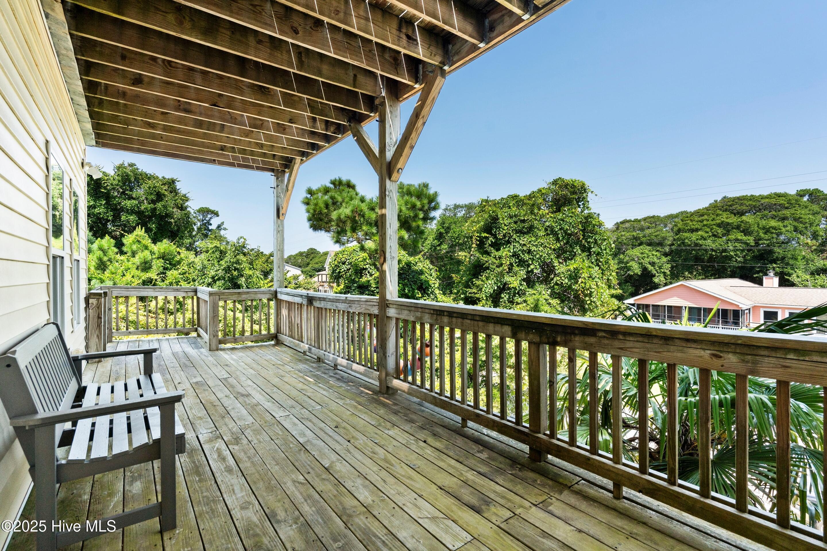 100517564 | Photo 49