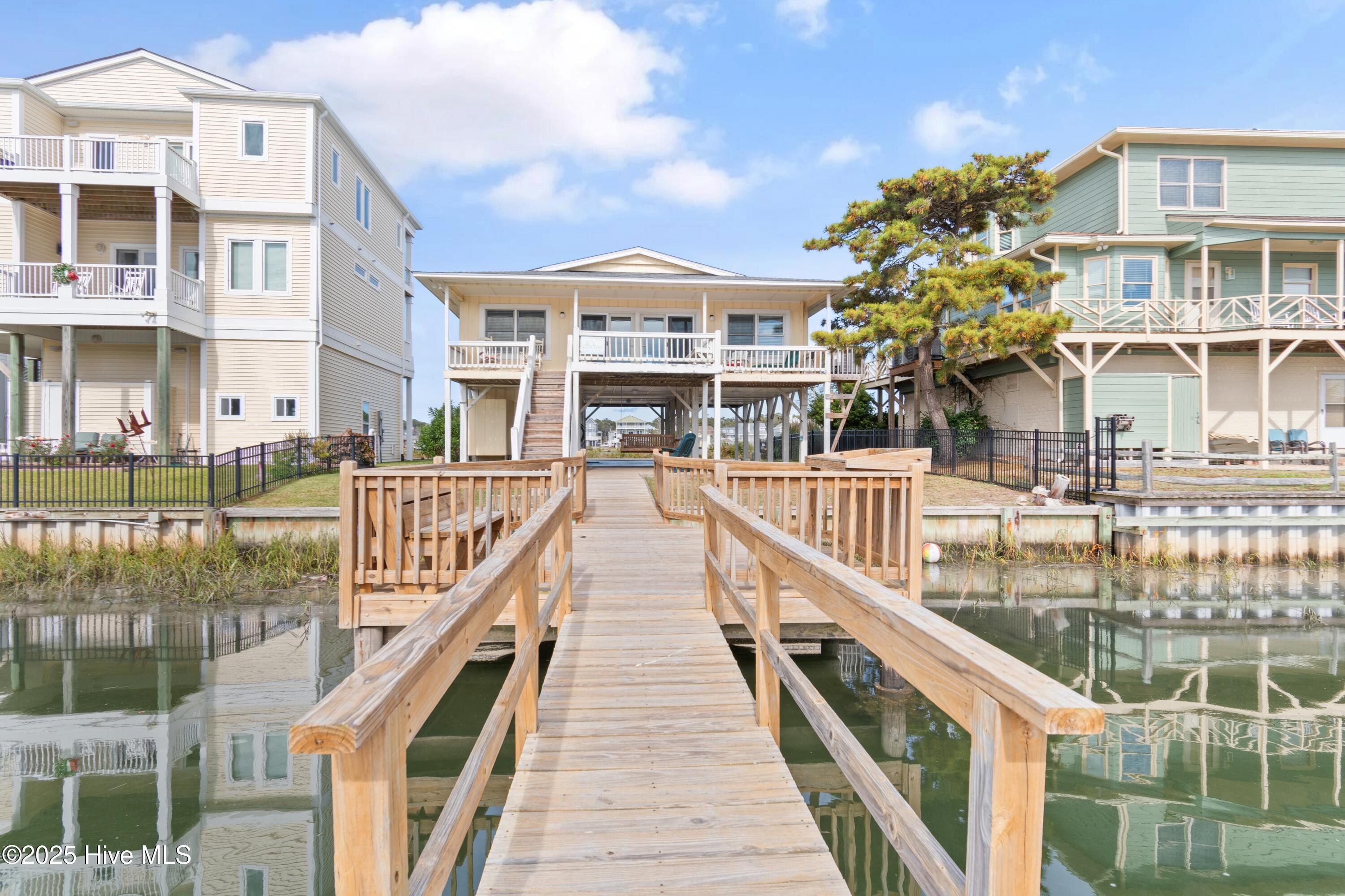 100543177 | Photo 56