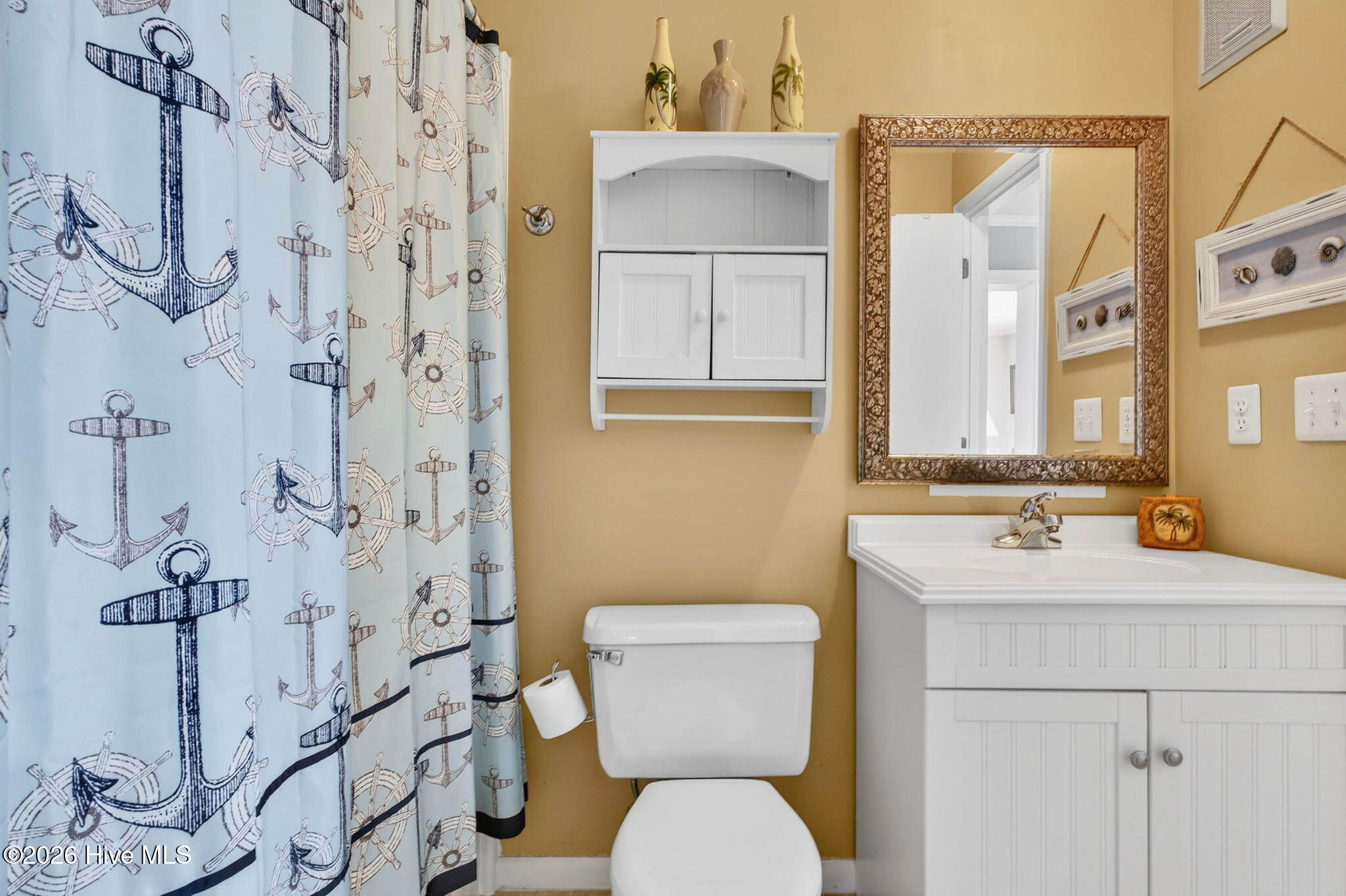 100562824 | Photo 33