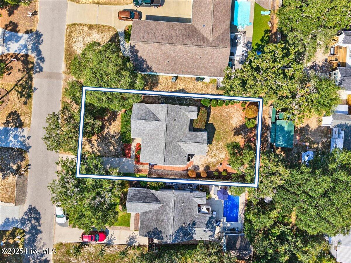 100531287 | Photo 55