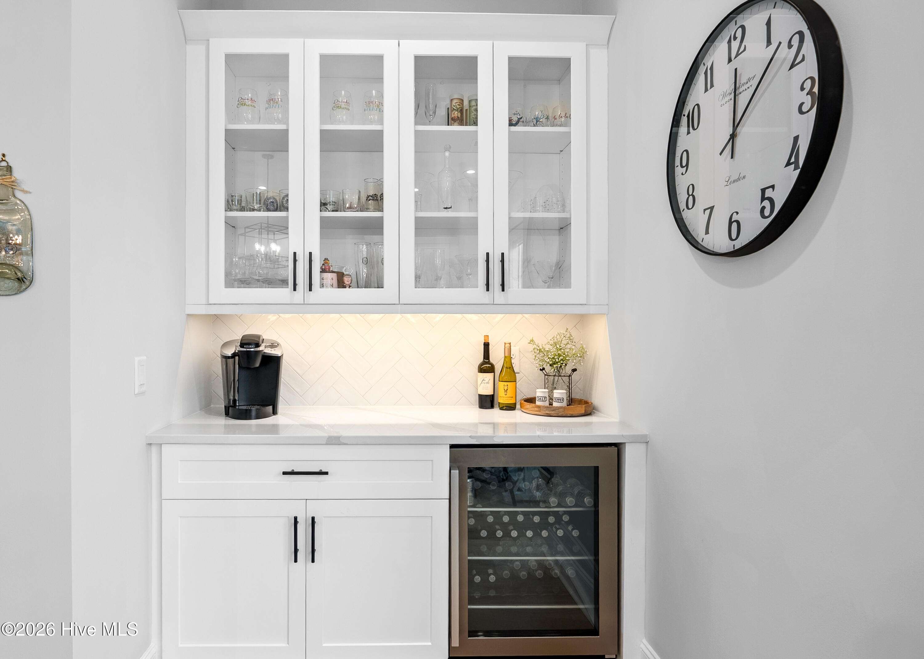 100549479 | Photo 26